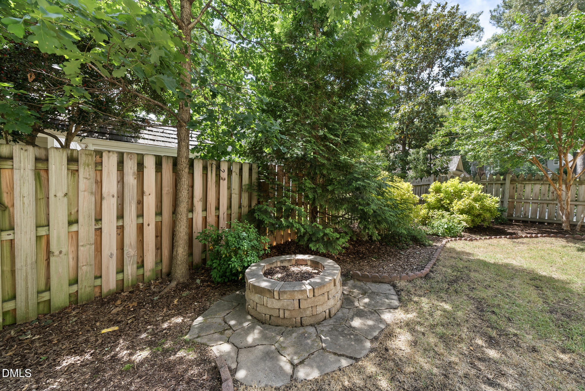 2217 Middlefield Court
