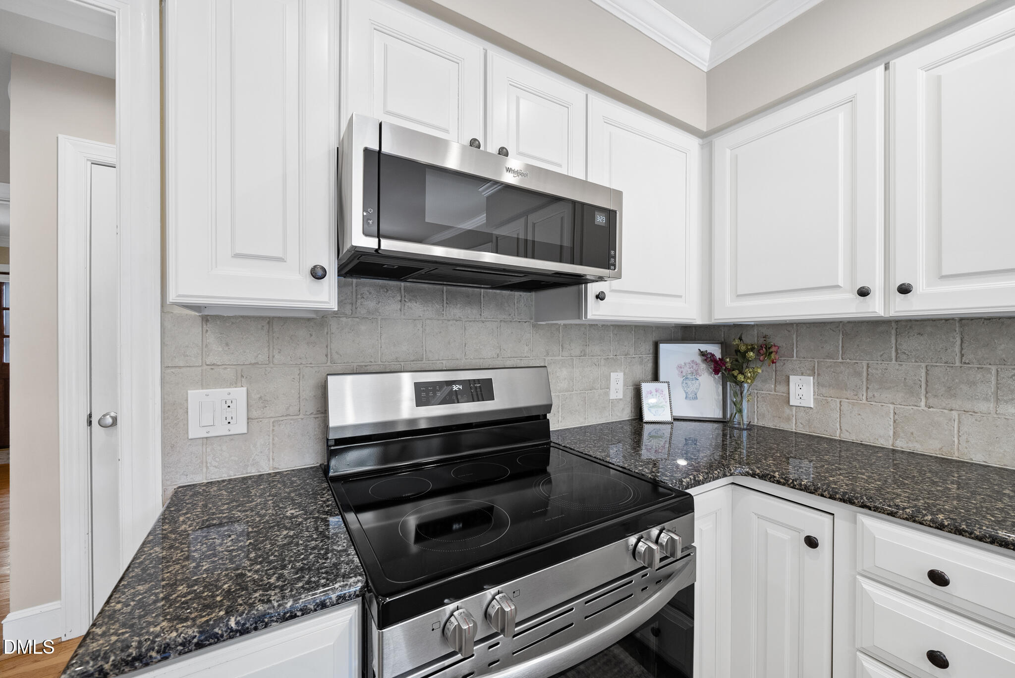 2217 Middlefield Court