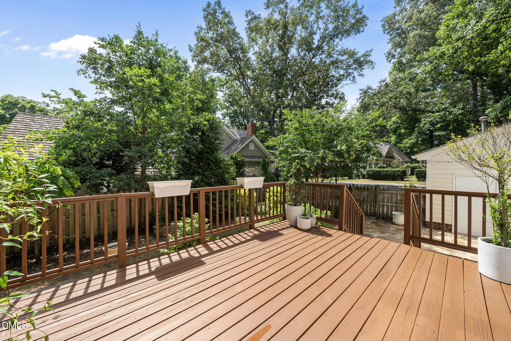 2217 Middlefield Court