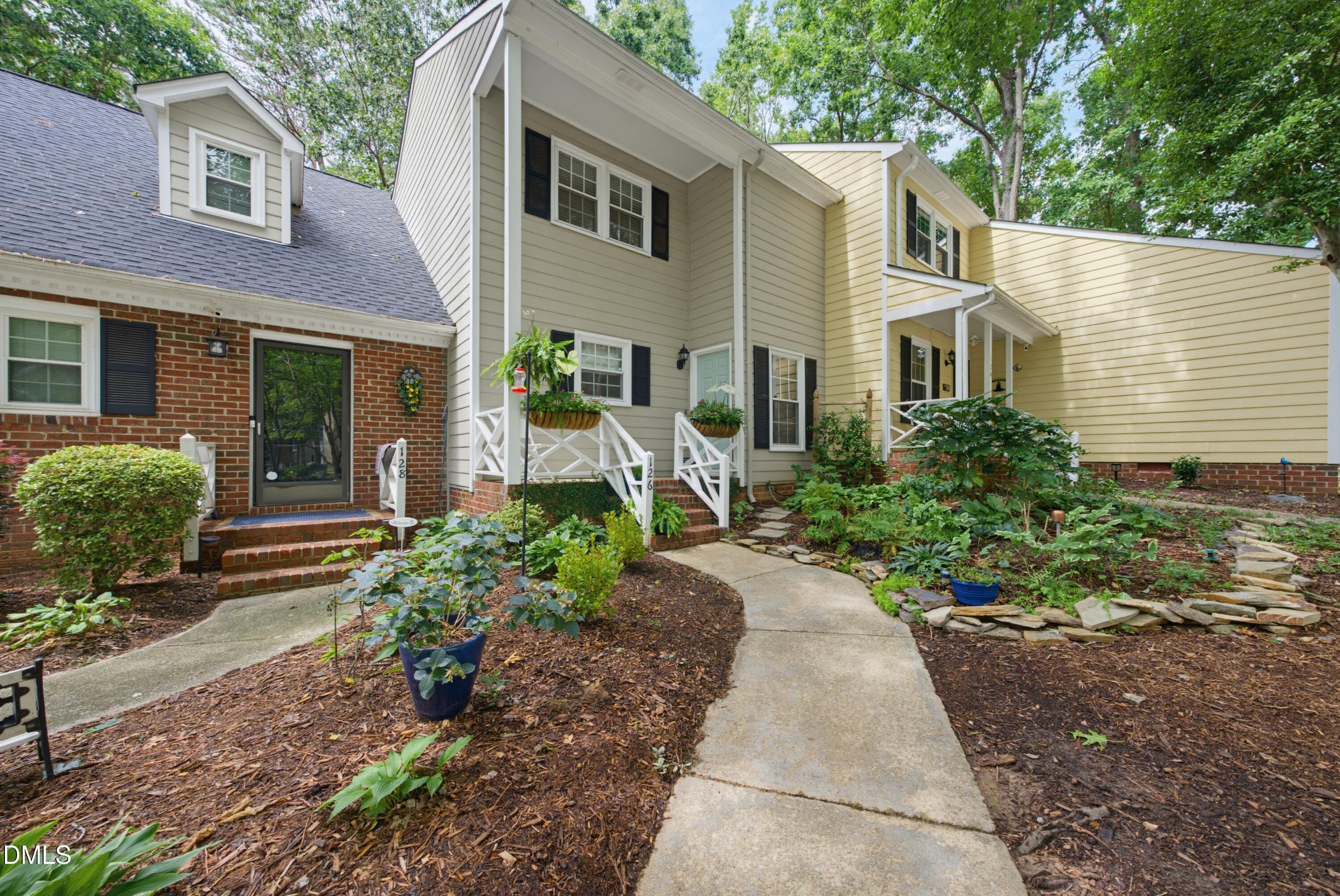 126 Wythe Circle