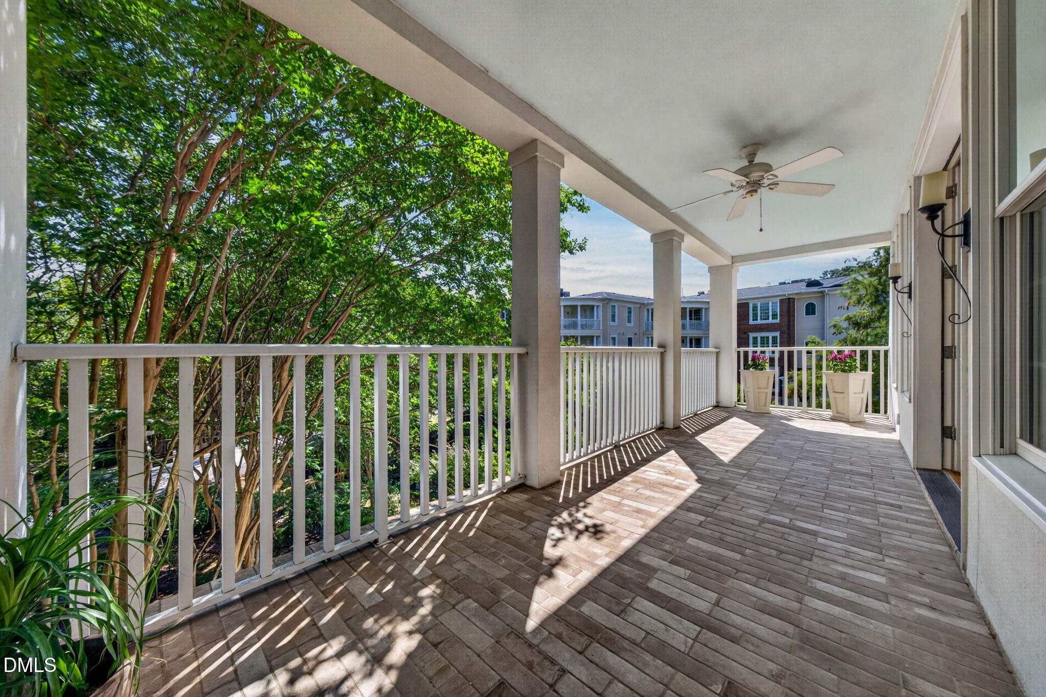 2801 Glenwood Gardens Lane