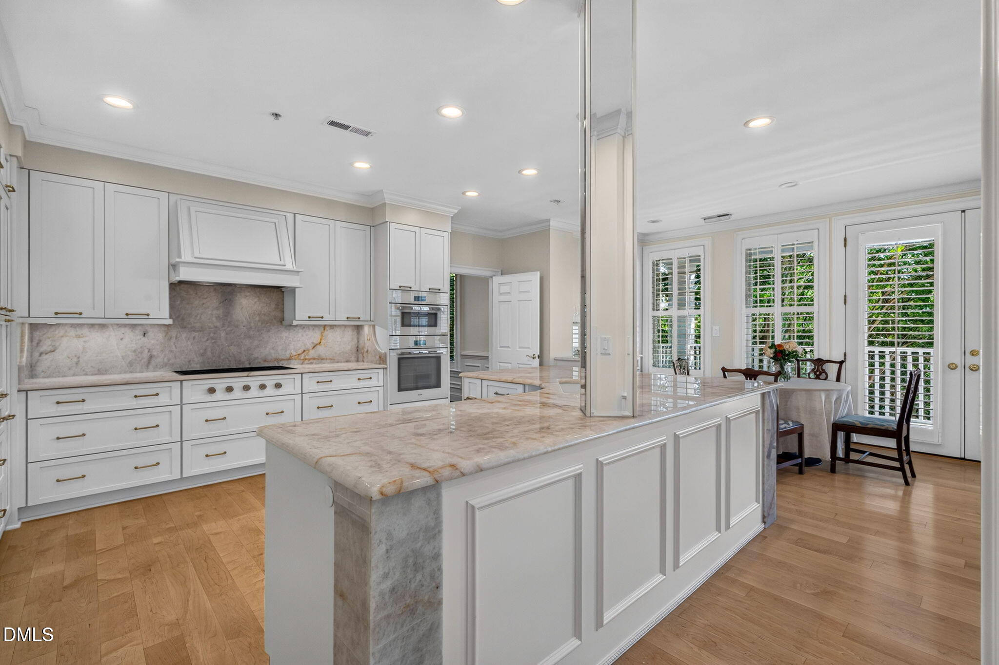 2801 Glenwood Gardens Lane
