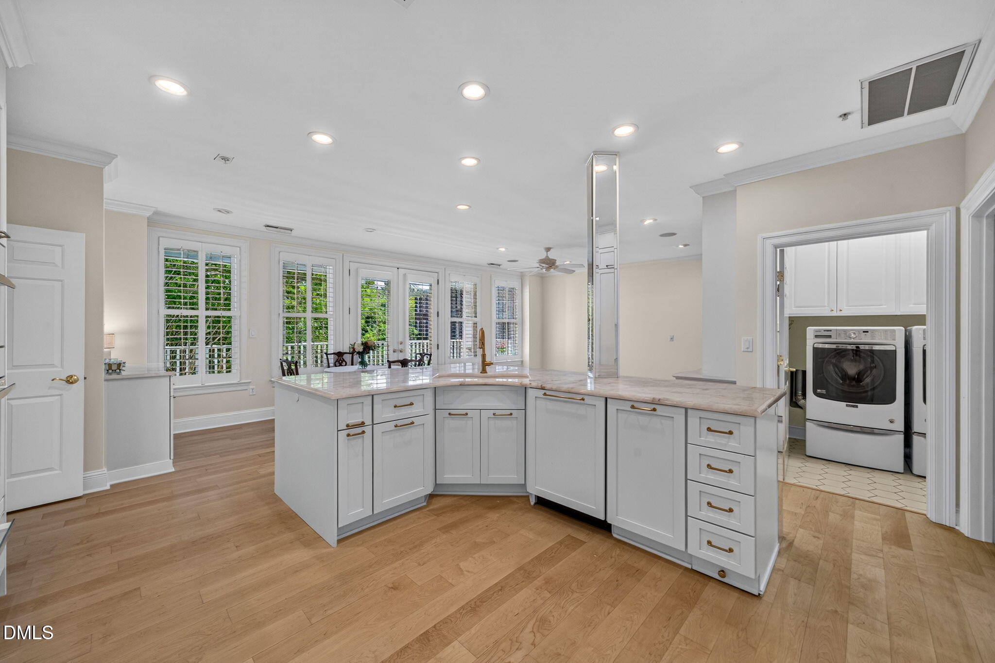 2801 Glenwood Gardens Lane