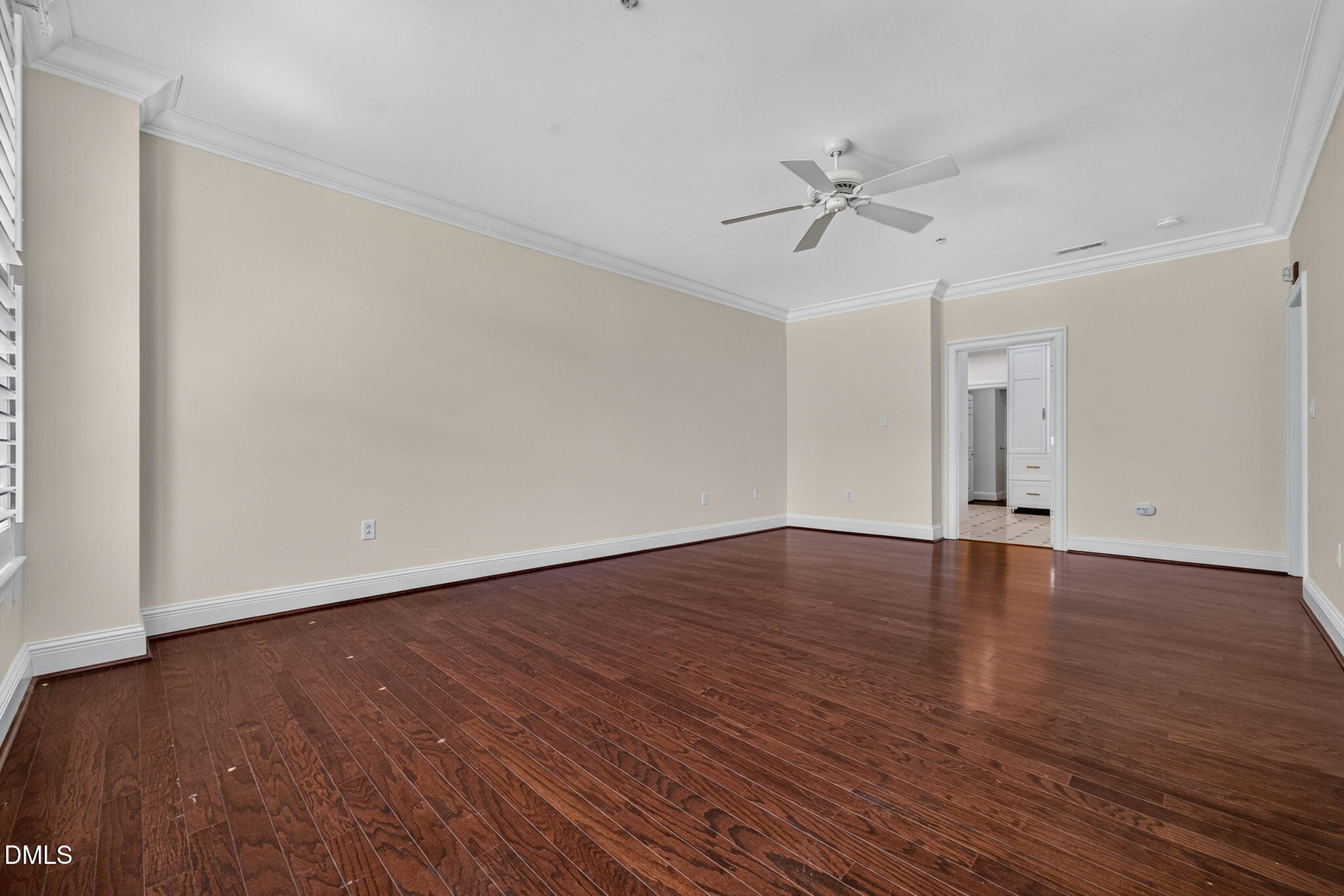 2801 Glenwood Gardens Lane