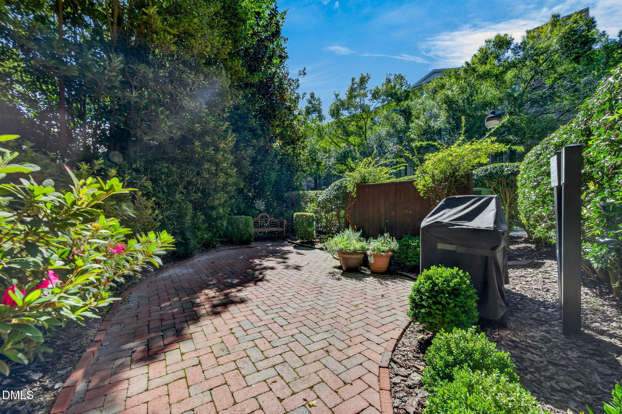 2801 Glenwood Gardens Lane