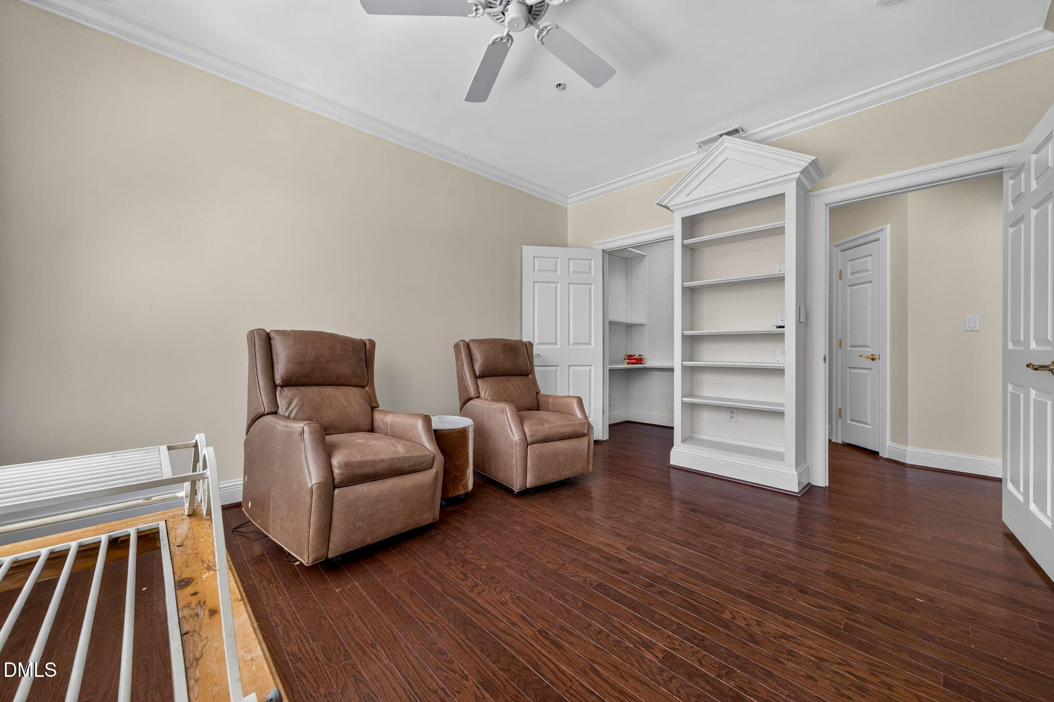 2801 Glenwood Gardens Lane