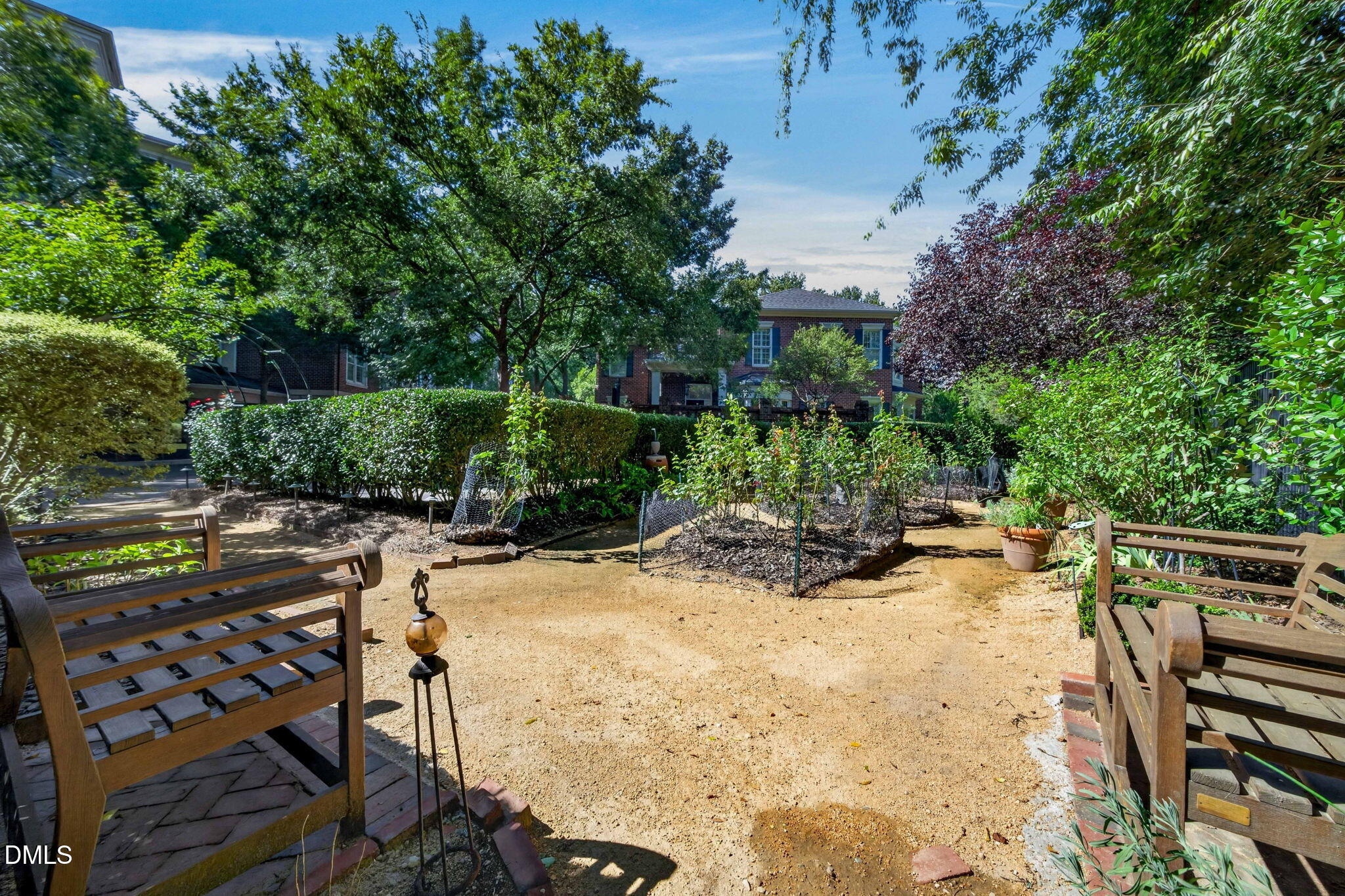 2801 Glenwood Gardens Lane