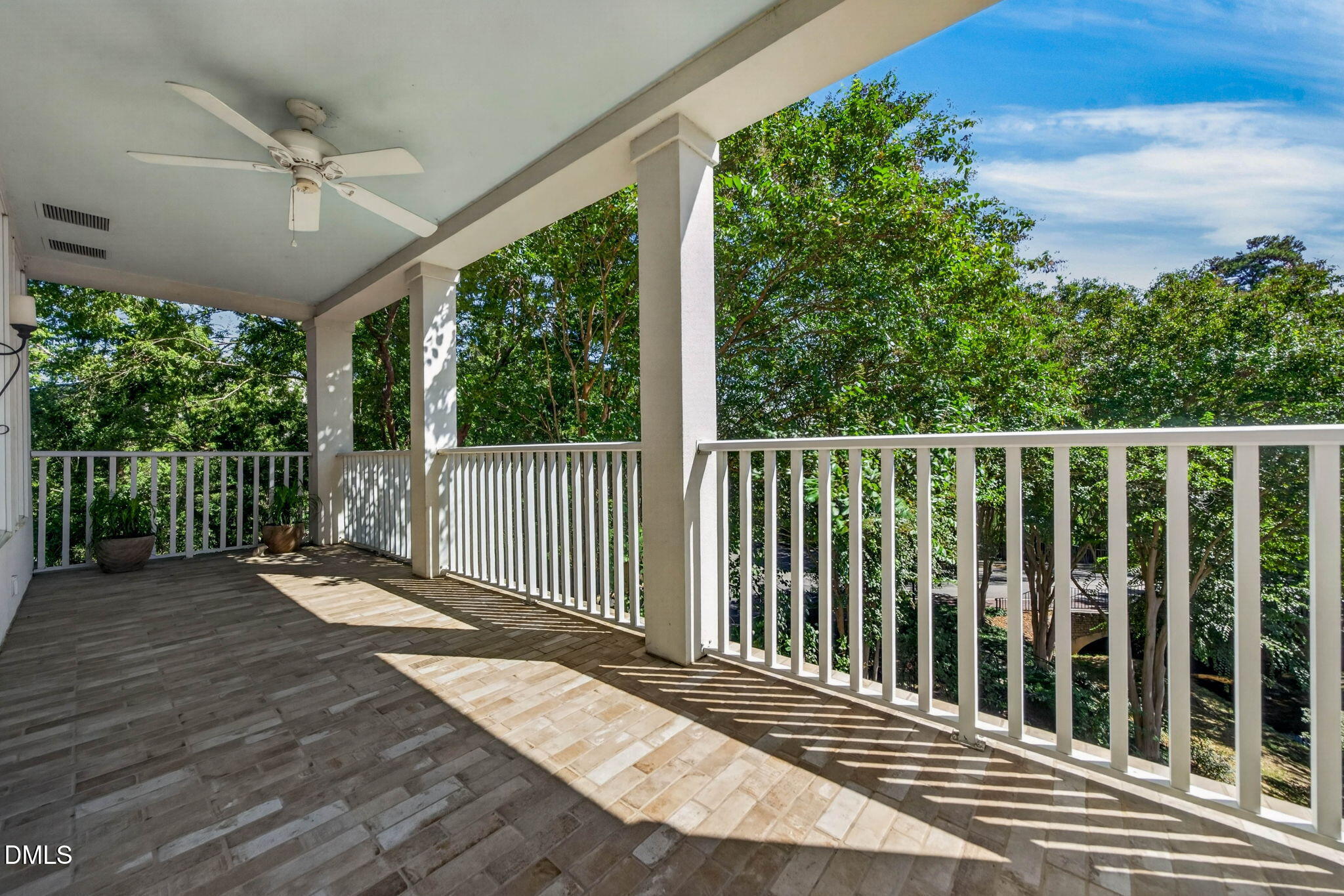 2801 Glenwood Gardens Lane