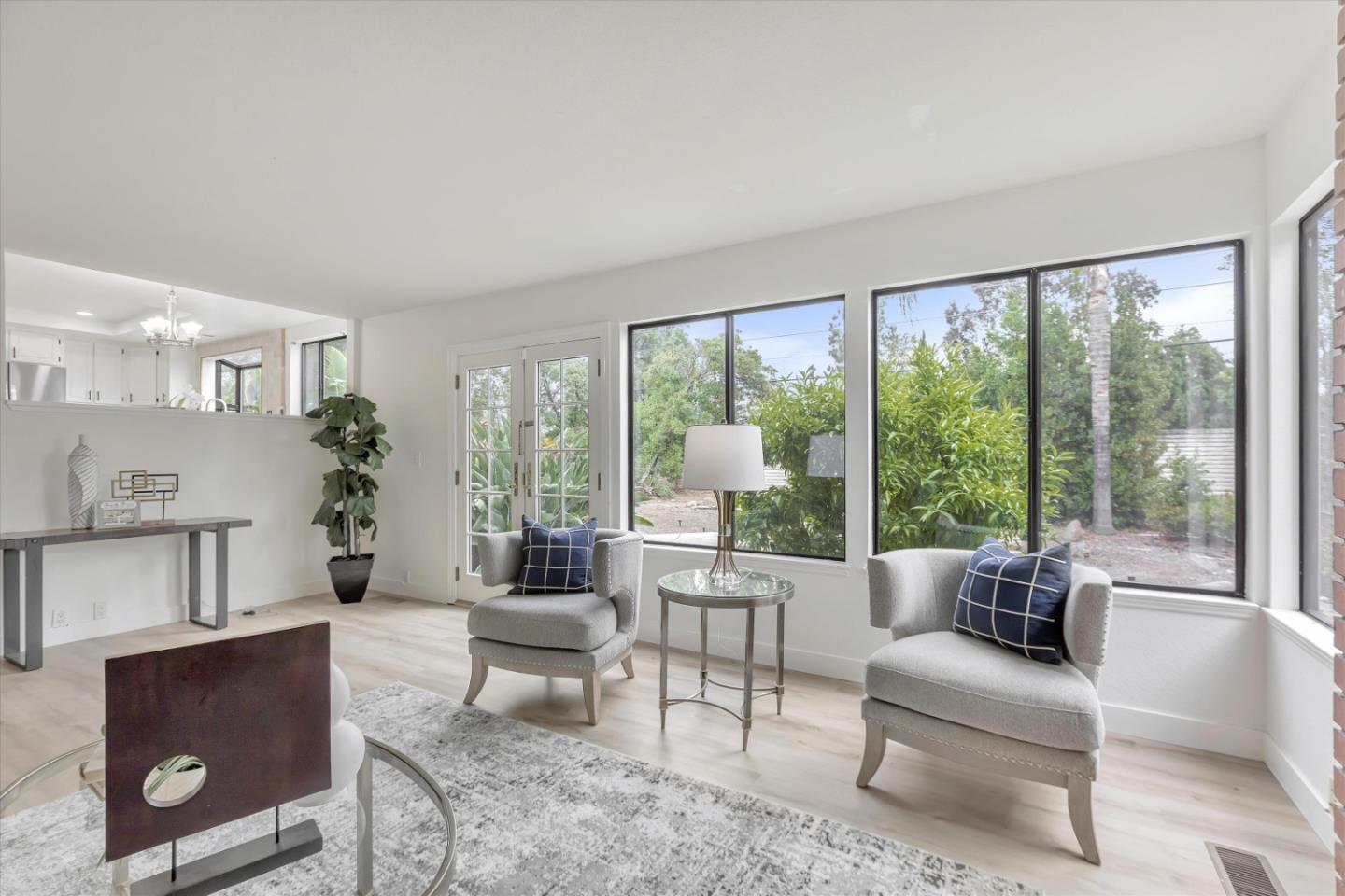 5954 Porto Alegre Drive