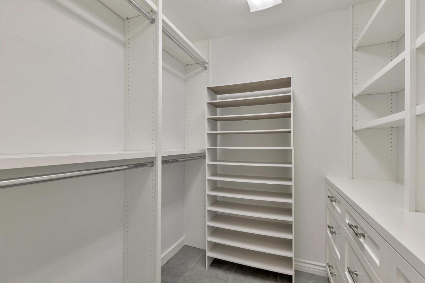 5954 Porto Alegre Drive