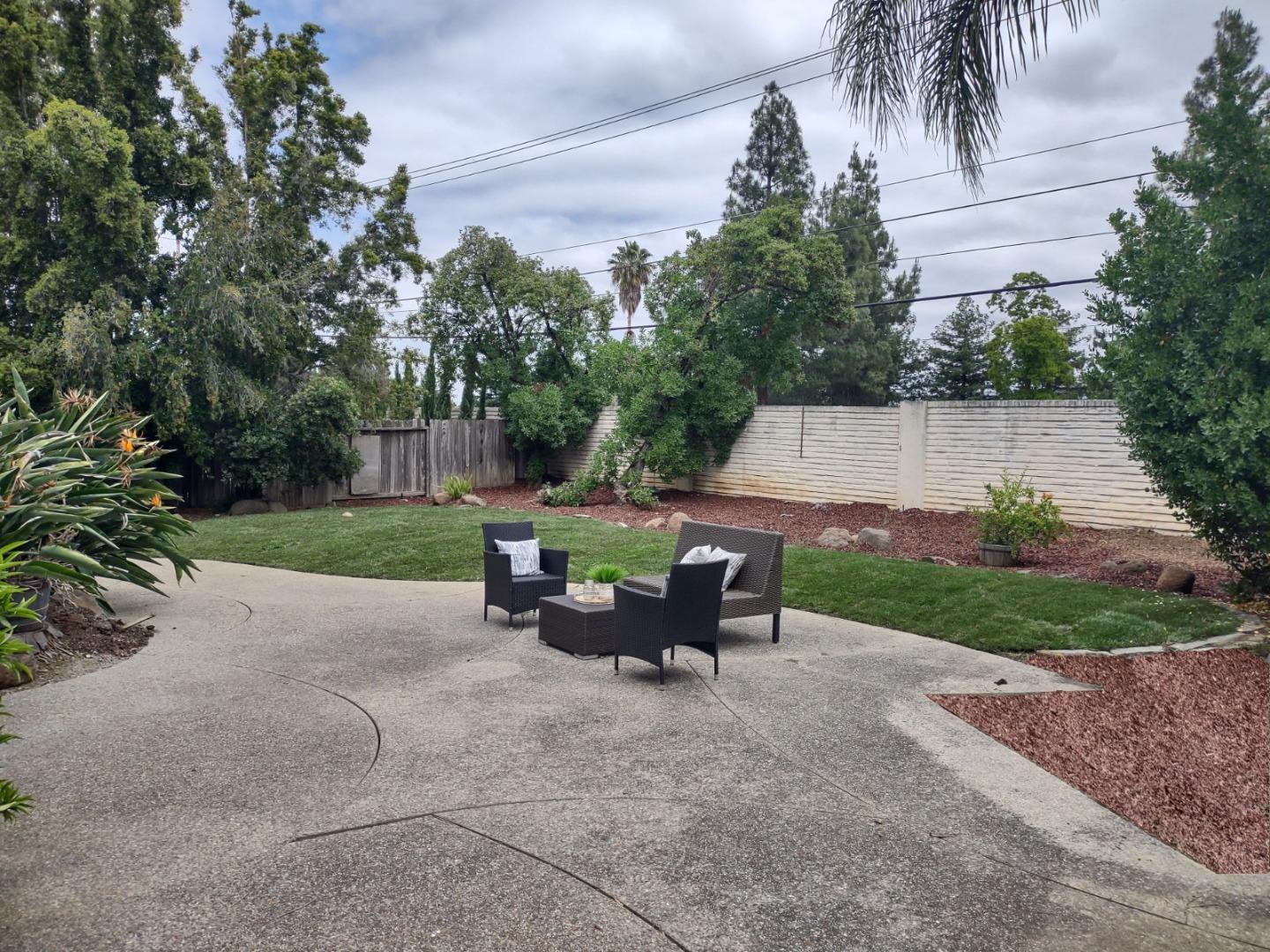 5954 Porto Alegre Drive