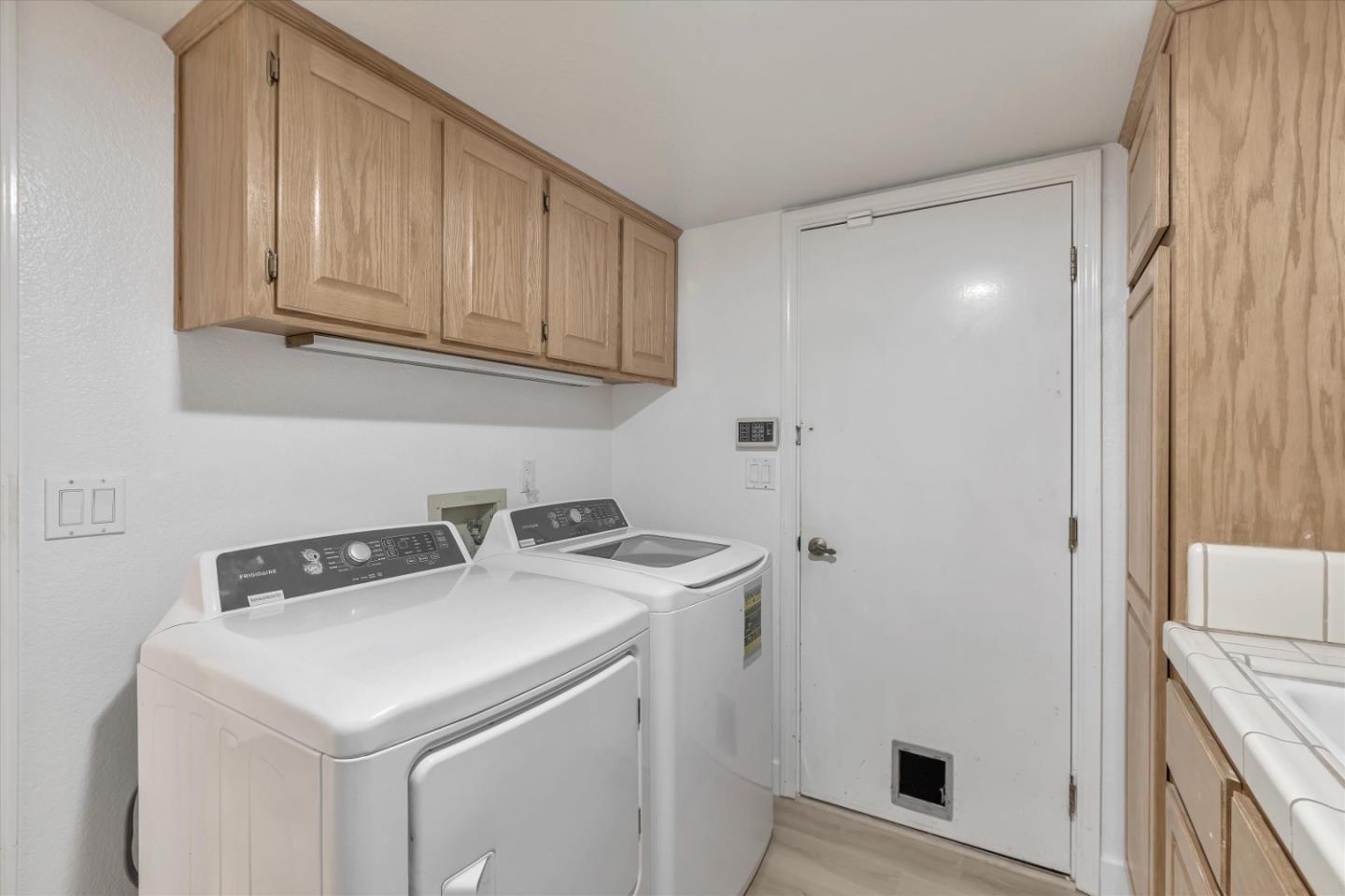 5954 Porto Alegre Drive