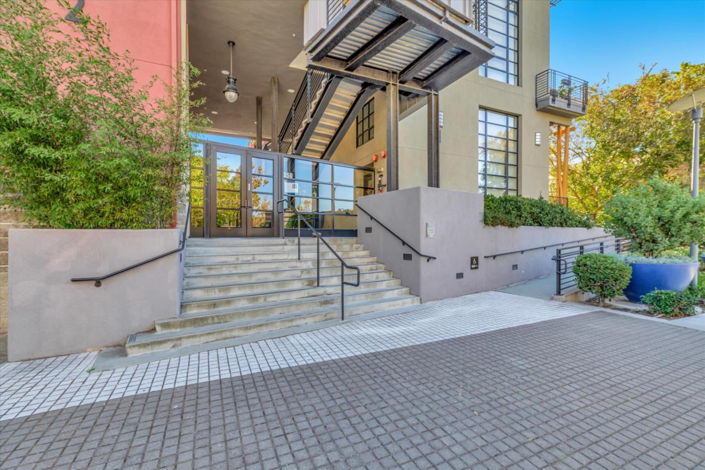 350 E Mission Street Unit: 206