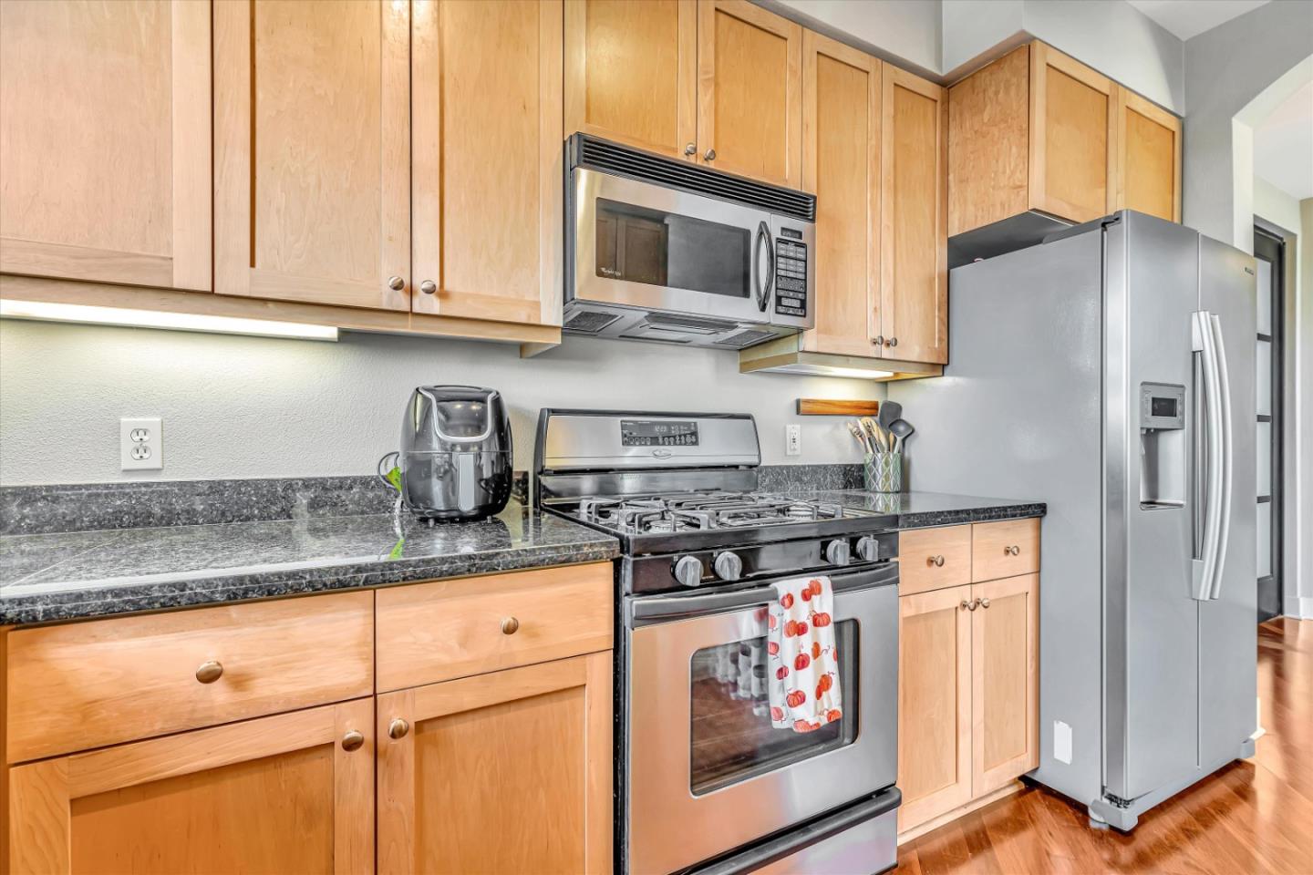 350 E Mission Street Unit: 206