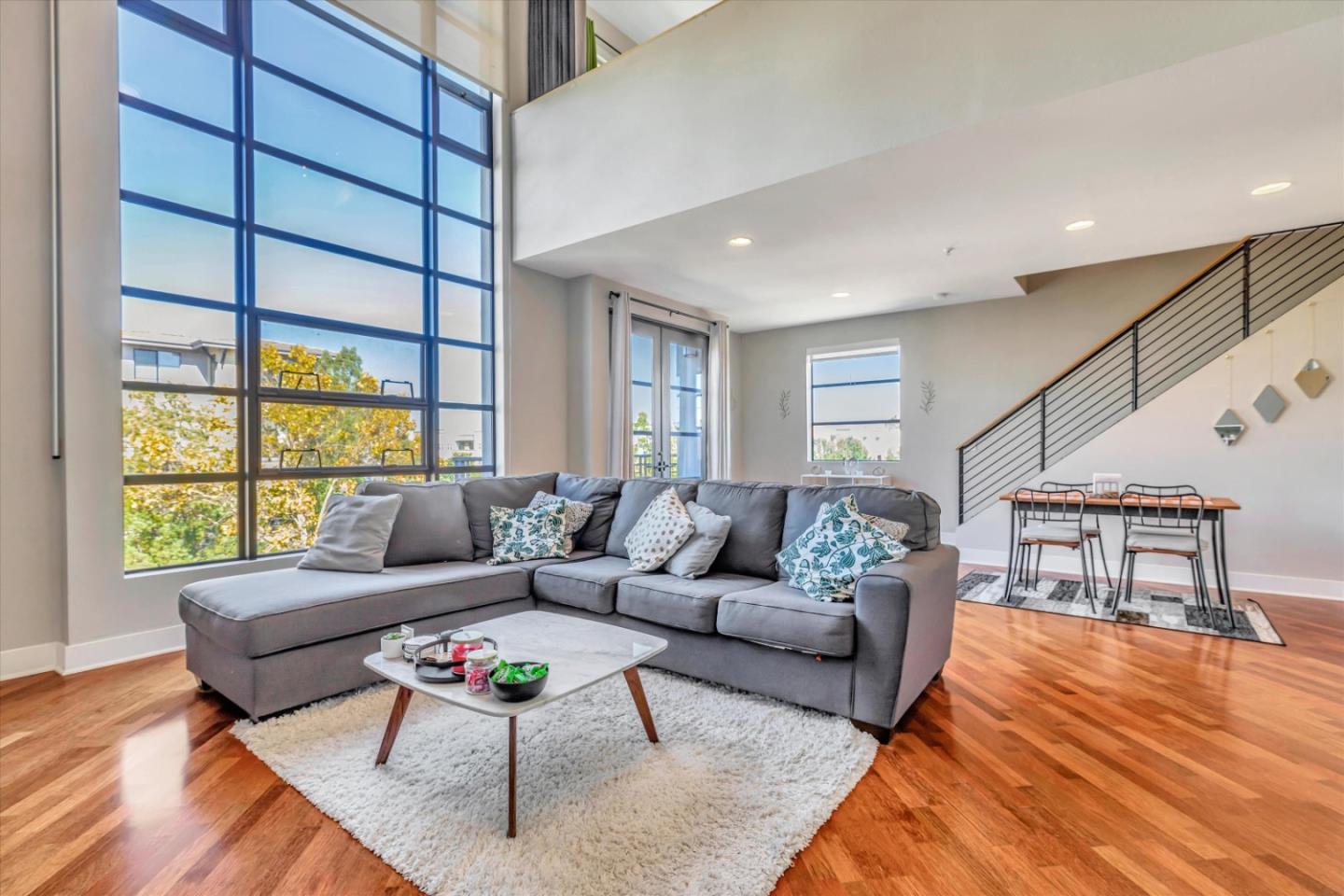 350 E Mission Street Unit: 206