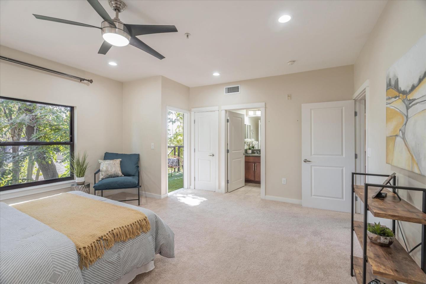 125 Patterson ST 235