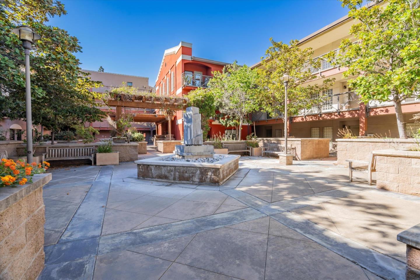 125 Patterson ST 235