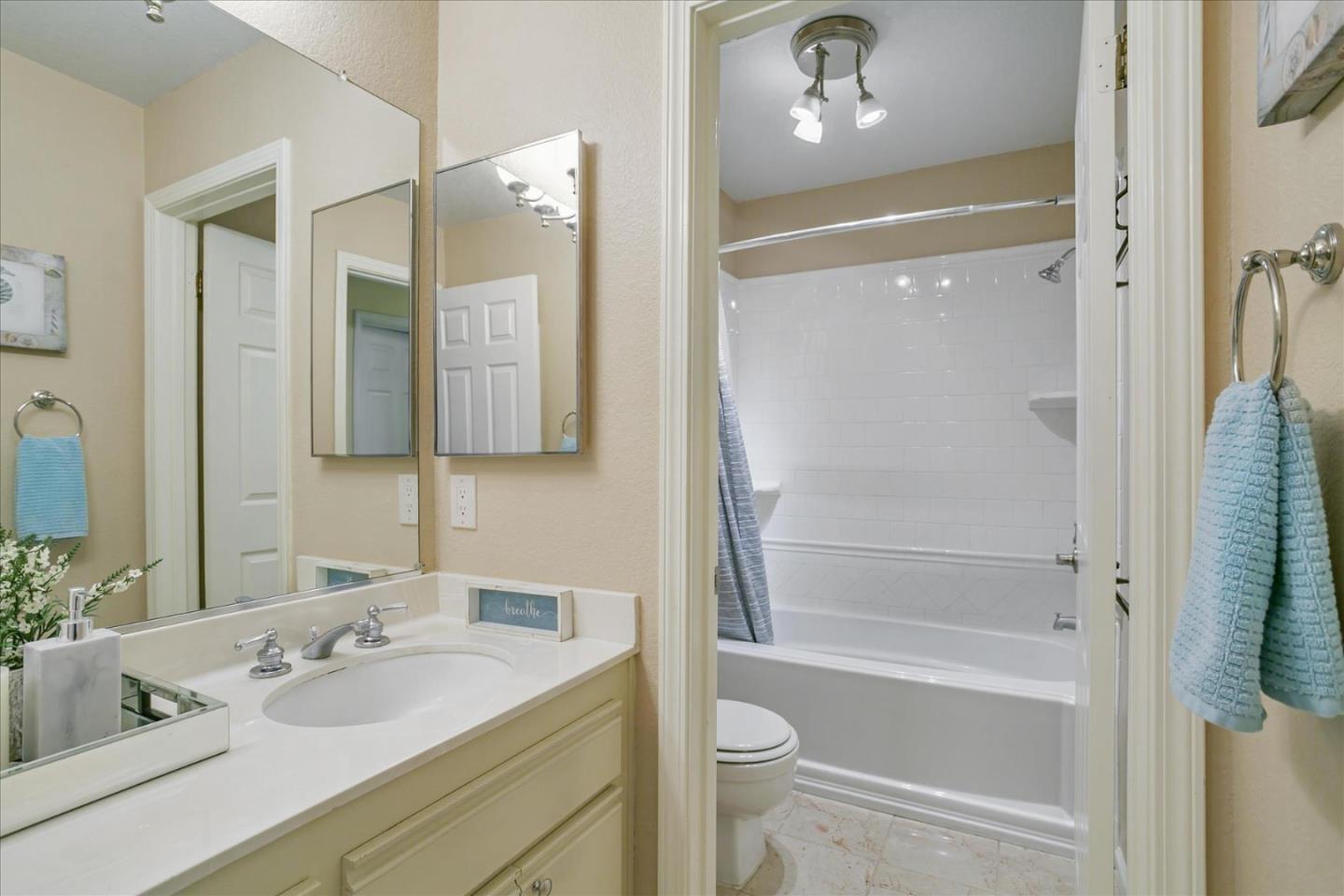 5973 Lake Almanor DR