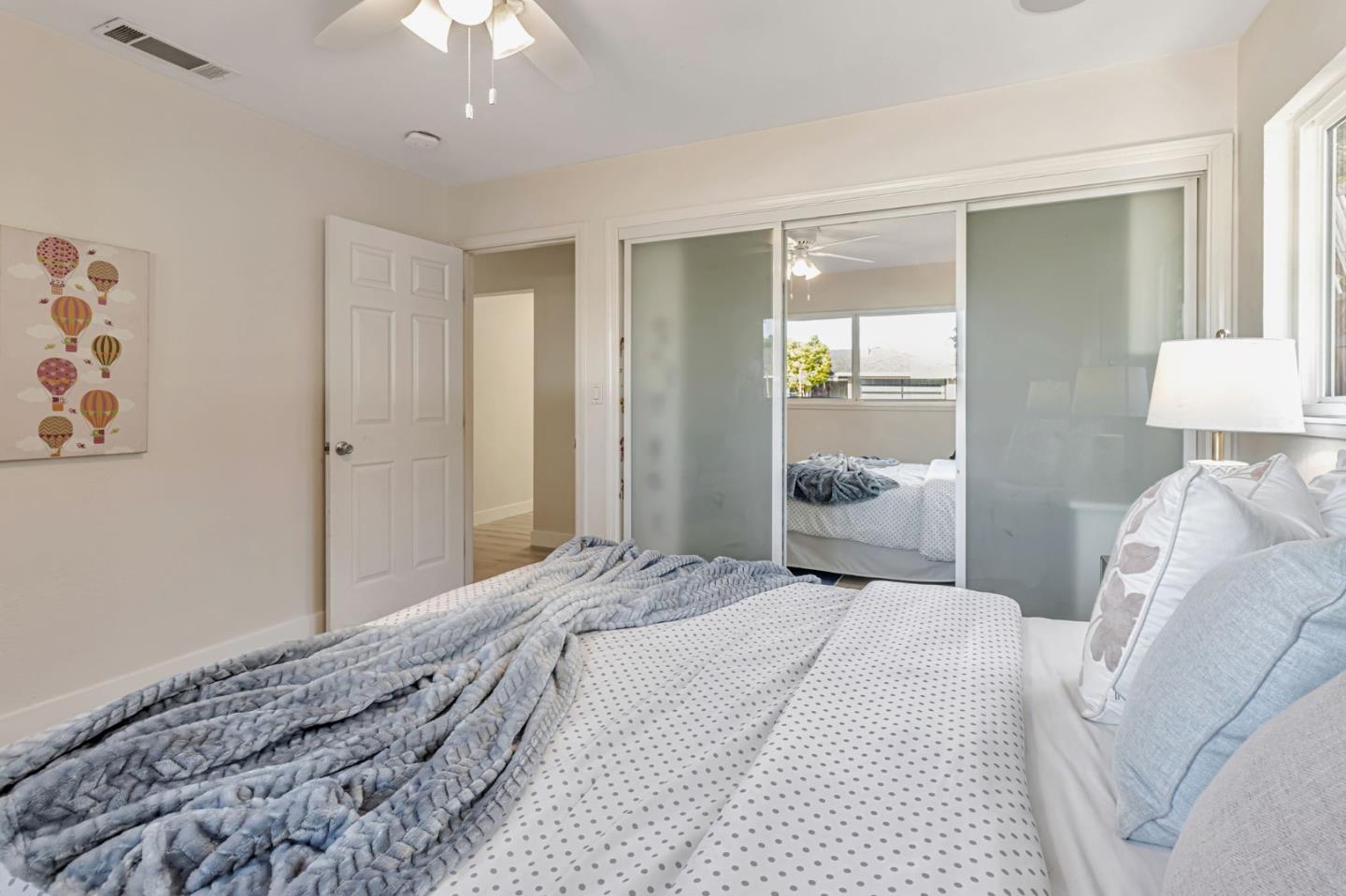 1724 Graham LN