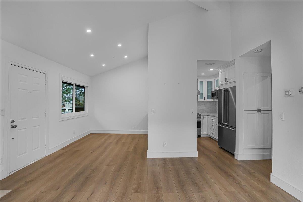 2014 La Terrace Circle