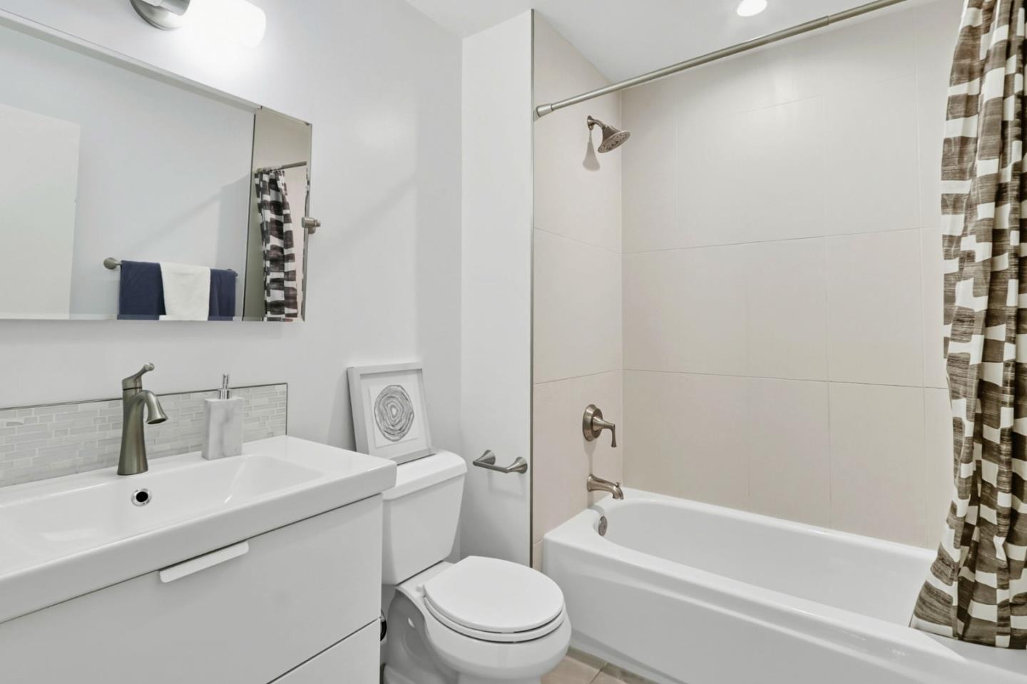 5012 Moonstone Court