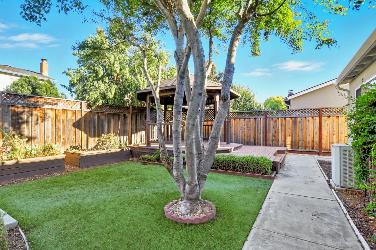 5012 Moonstone Court