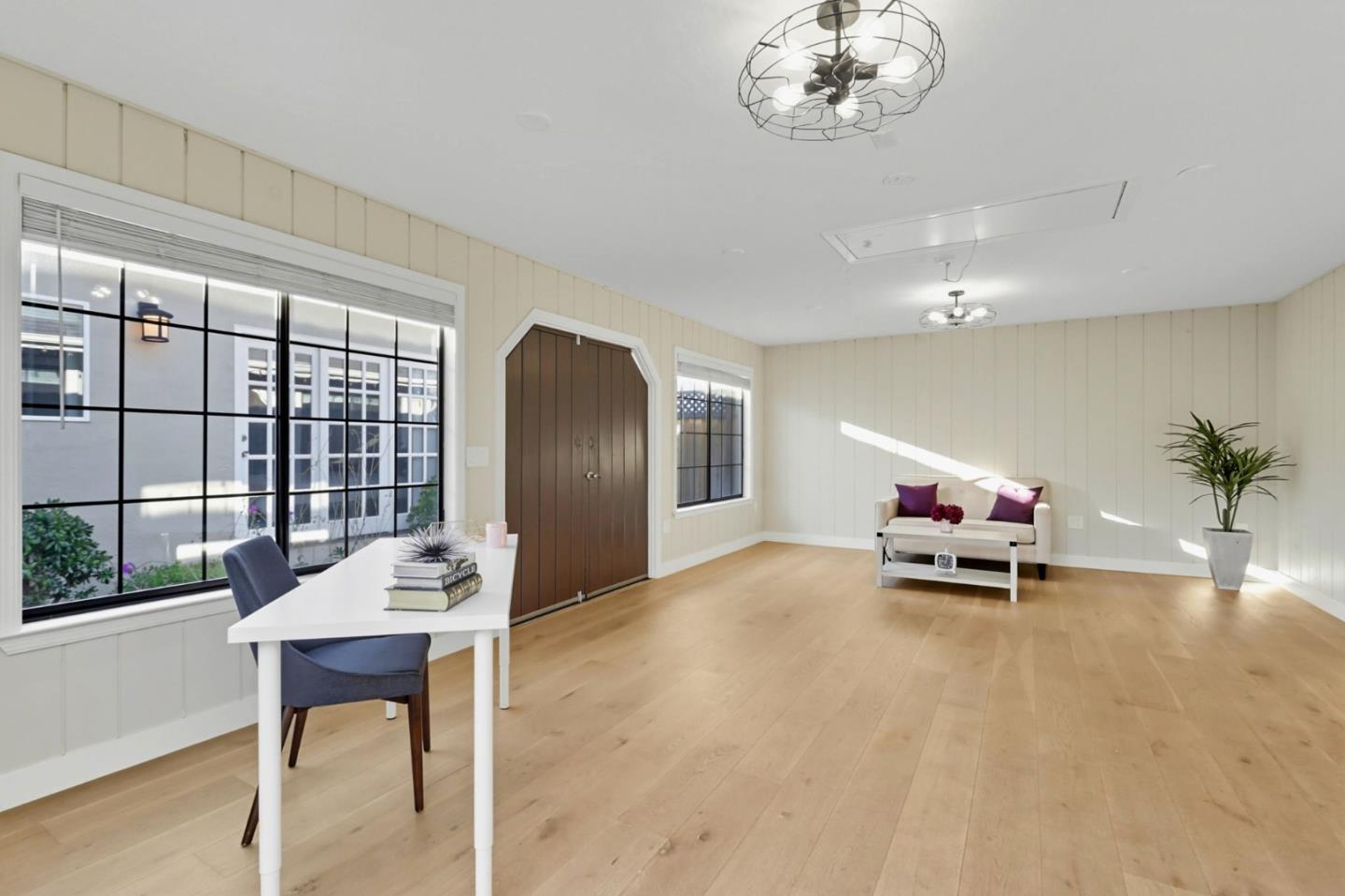 5012 Moonstone Court