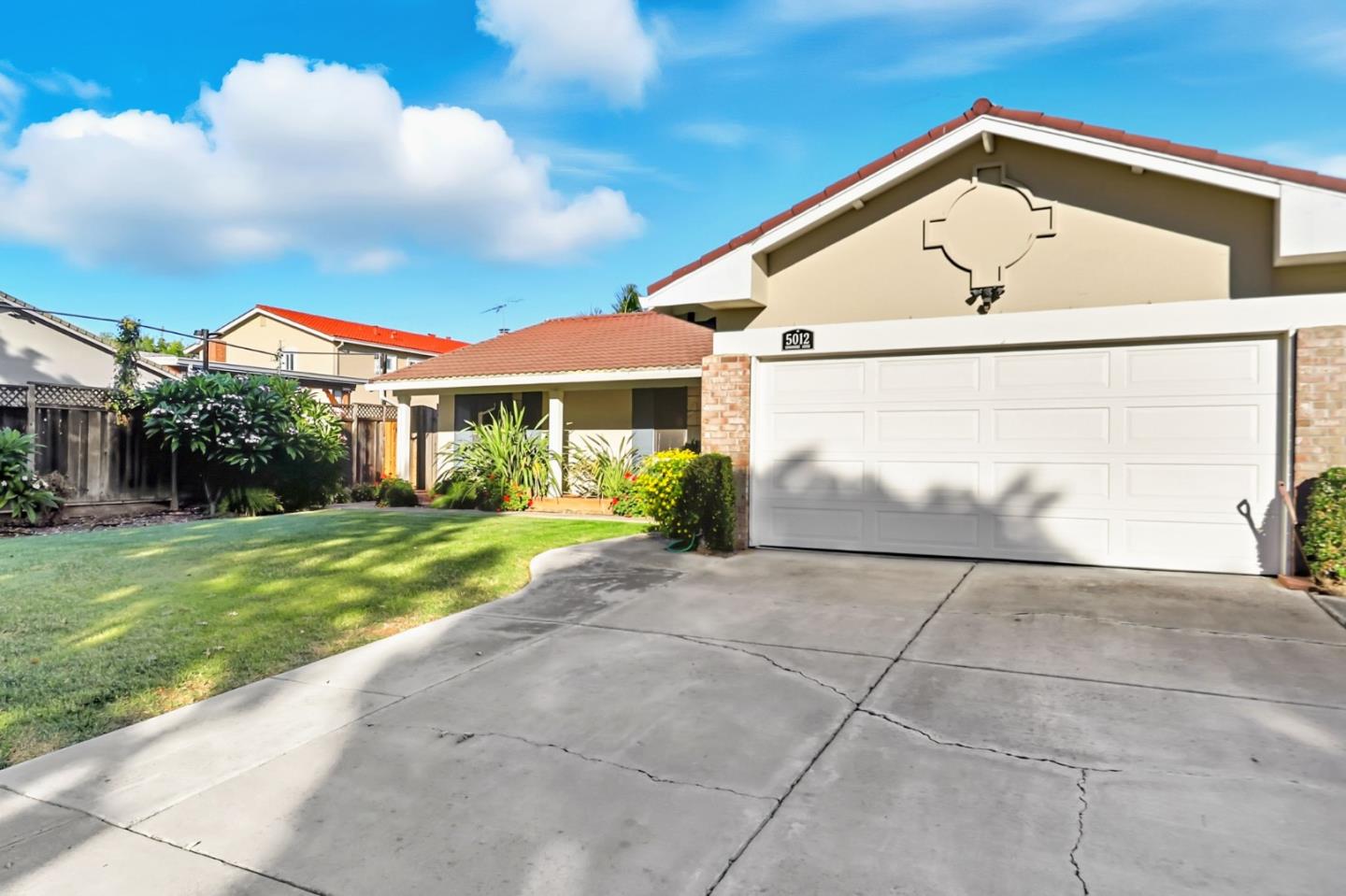 5012 Moonstone Court
