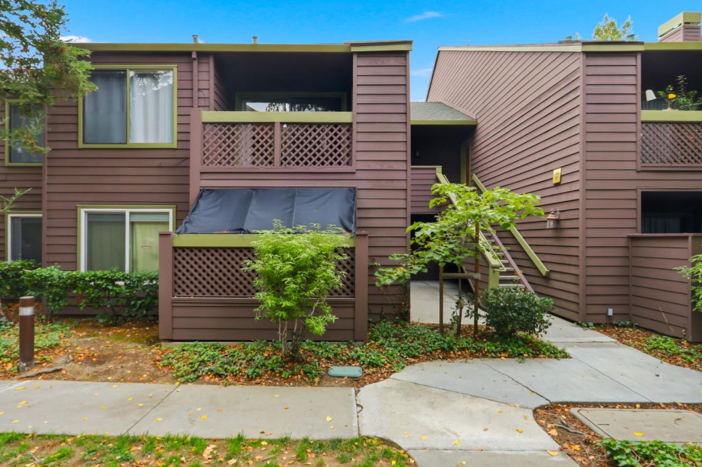 850 Catkin Court