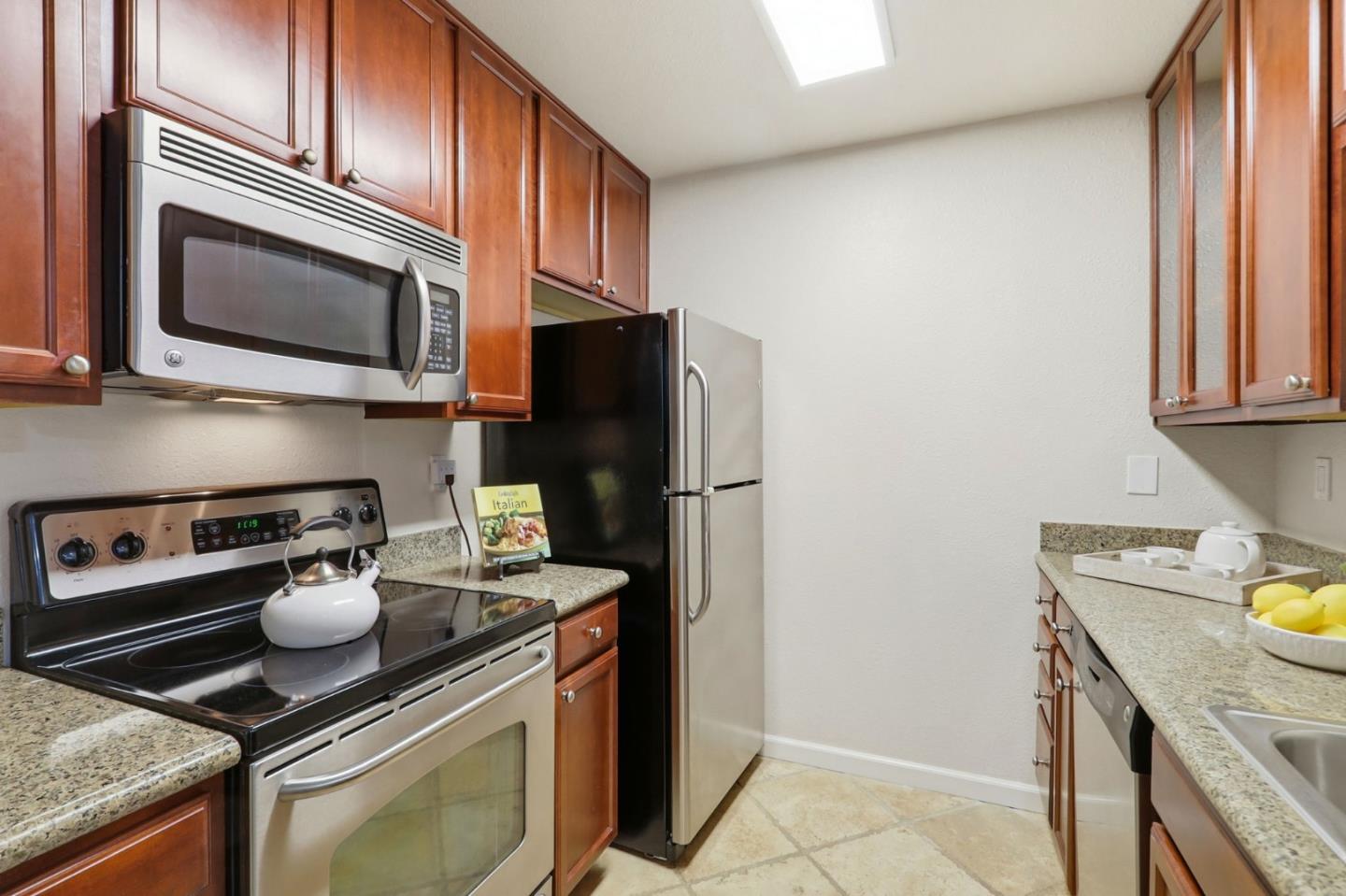 850 Catkin Court