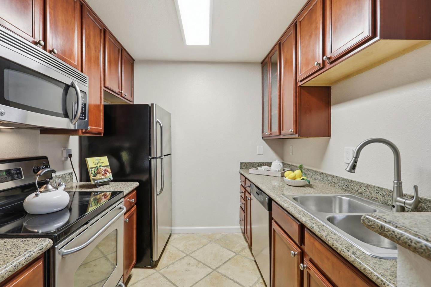 850 Catkin Court