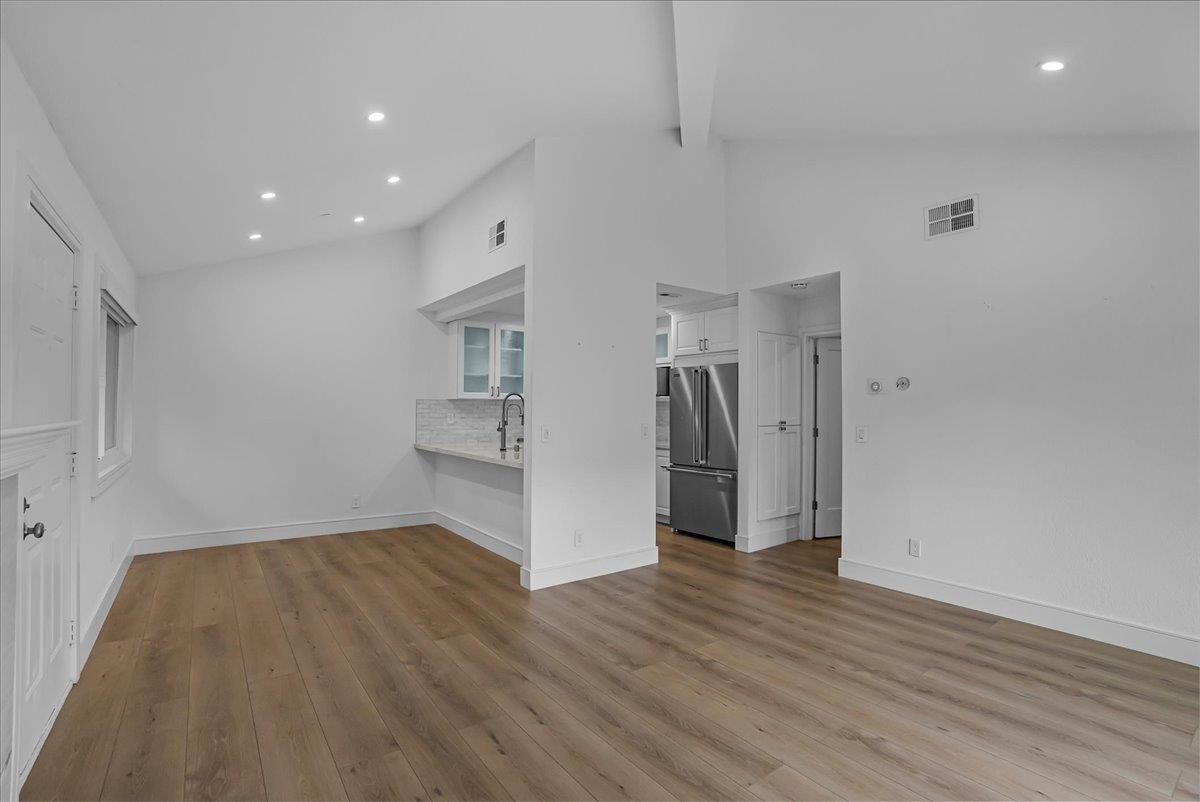 2014 La Terrace Circle