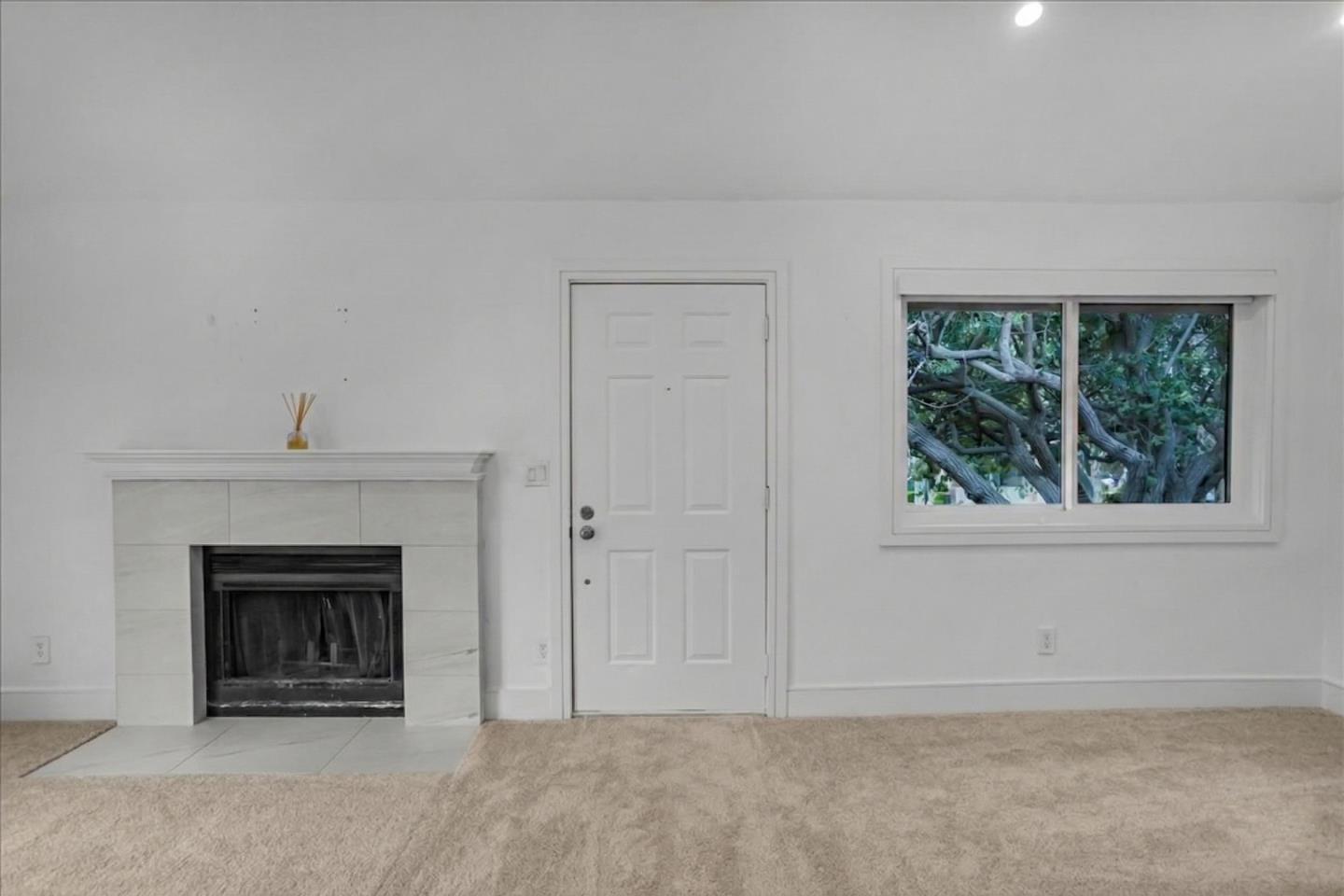 2014 La Terrace Circle