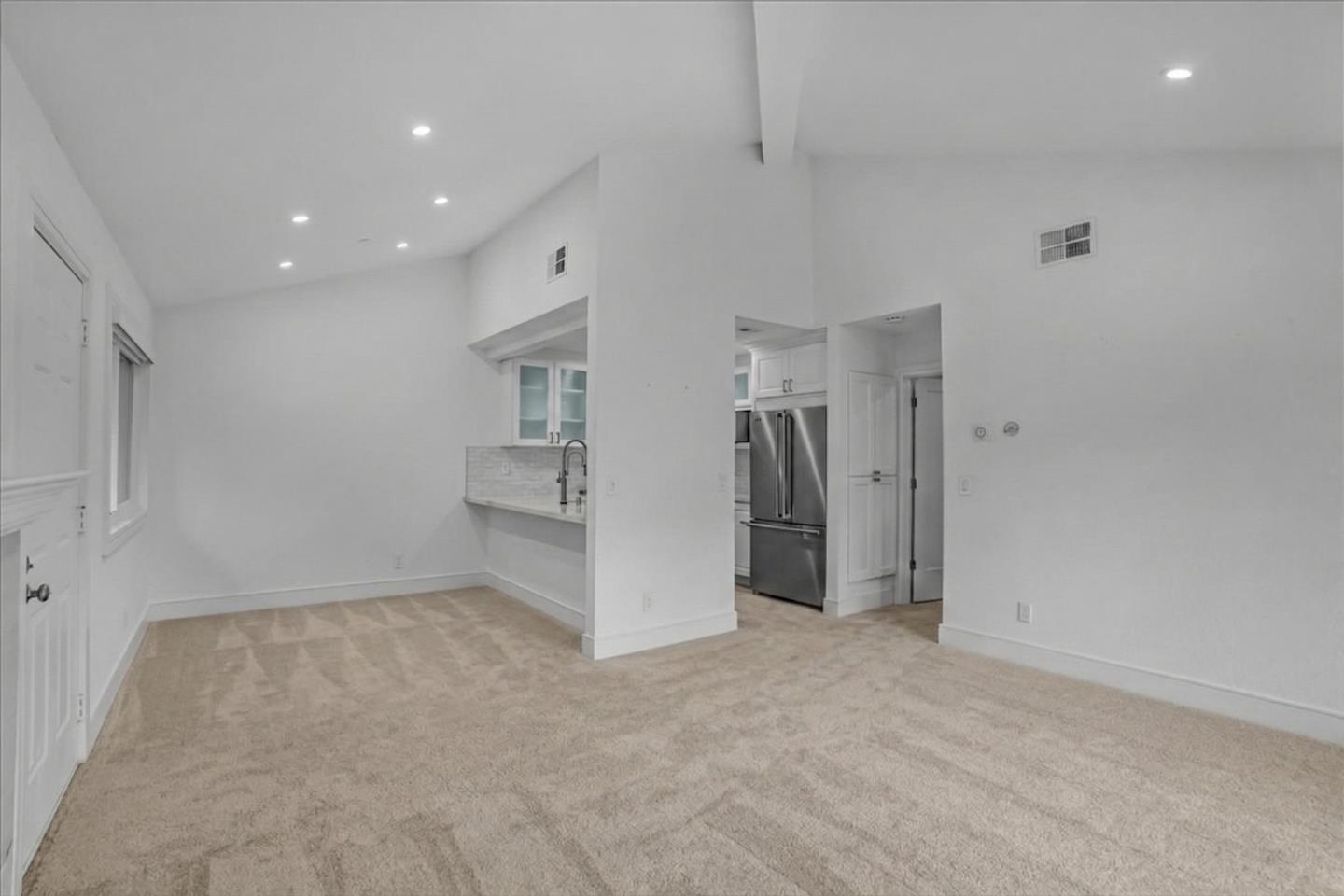 2014 La Terrace Circle