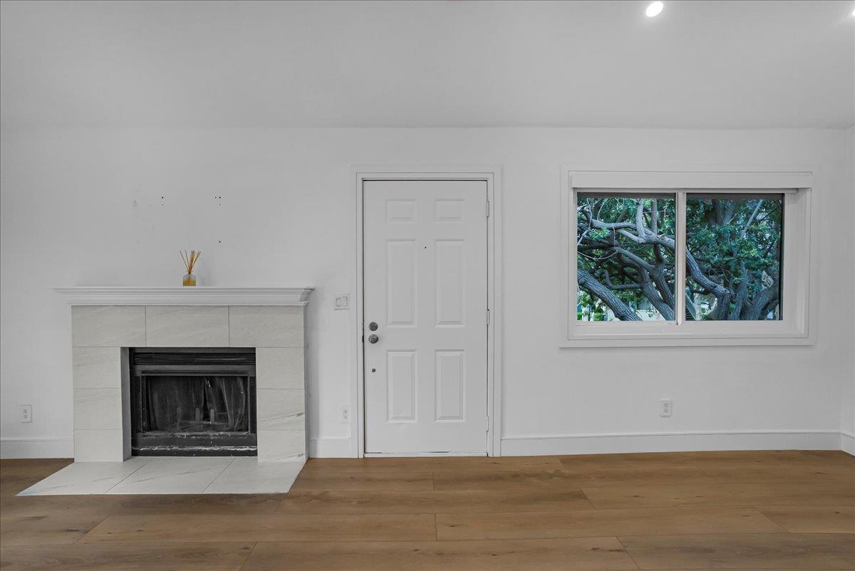 2014 La Terrace Circle