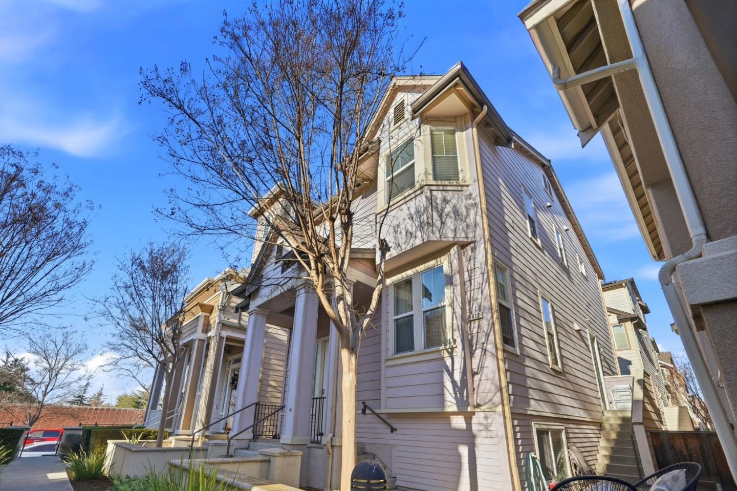 1622 Salamoni Court