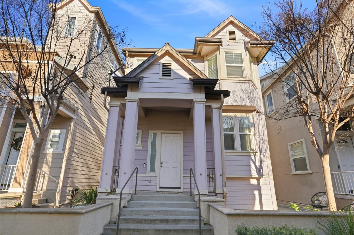 1622 Salamoni Court