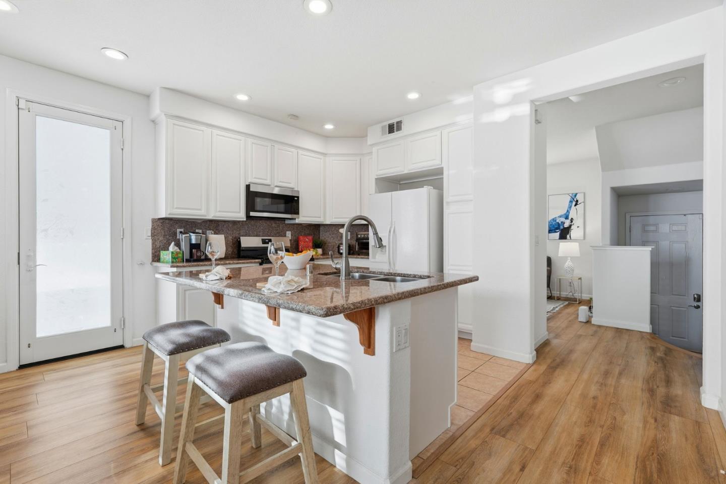 1622 Salamoni Court