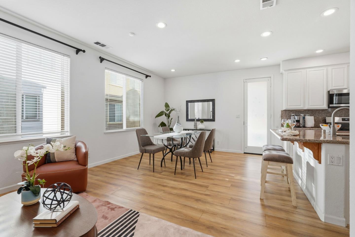 1622 Salamoni Court