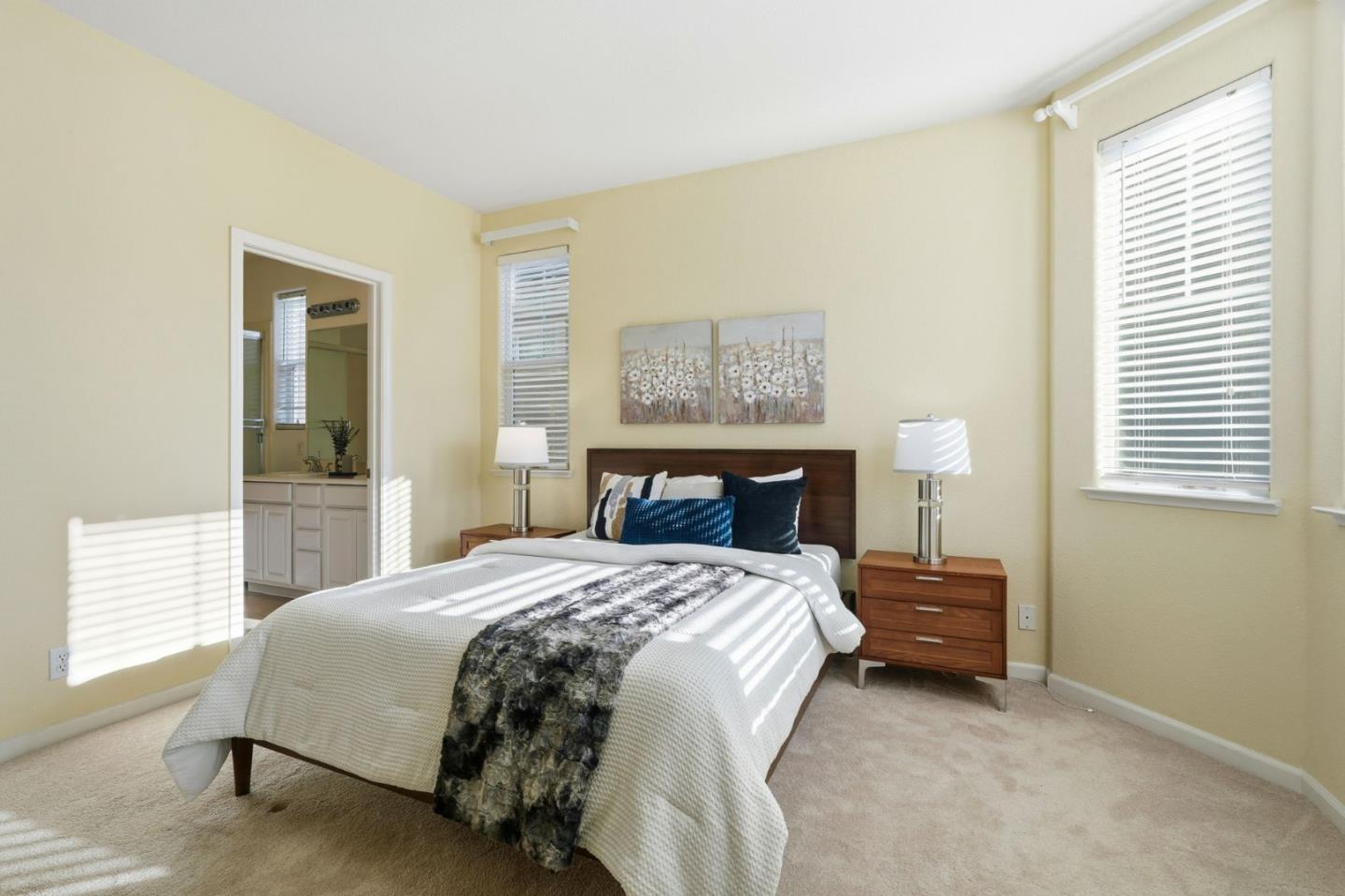 1622 Salamoni Court