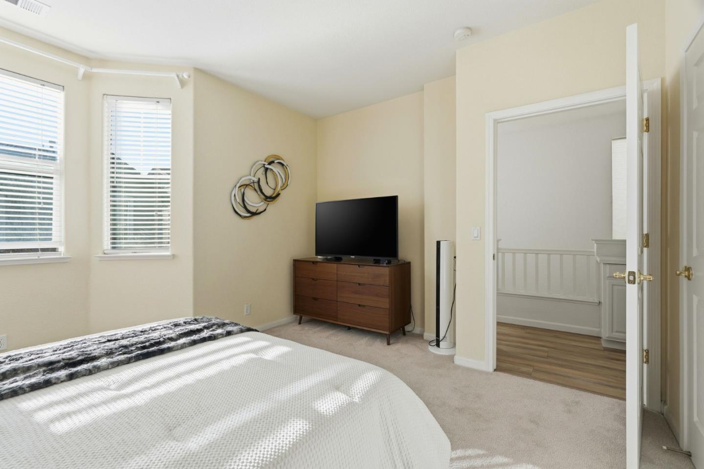 1622 Salamoni Court