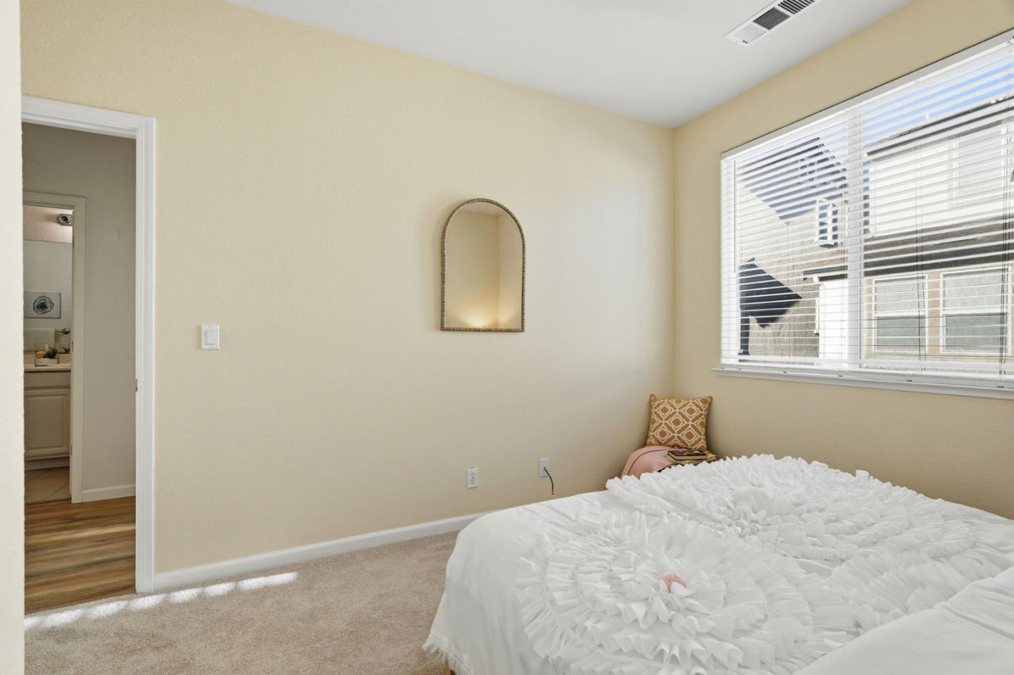 1622 Salamoni Court