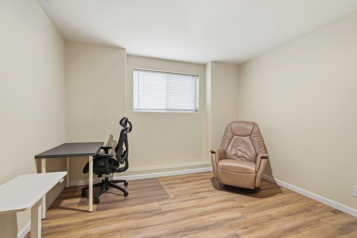 1622 Salamoni Court
