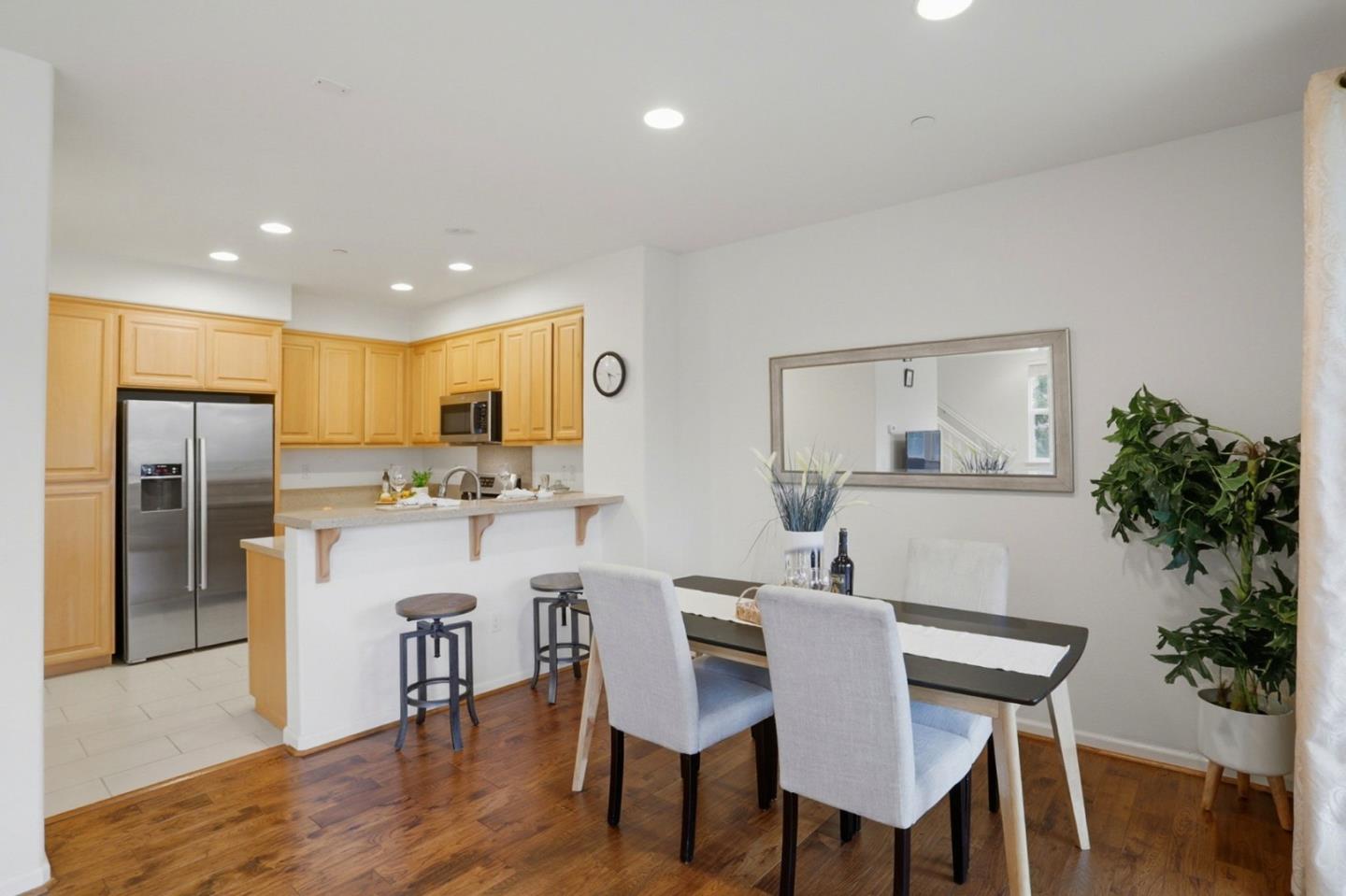 636 Messina Gardens Lane