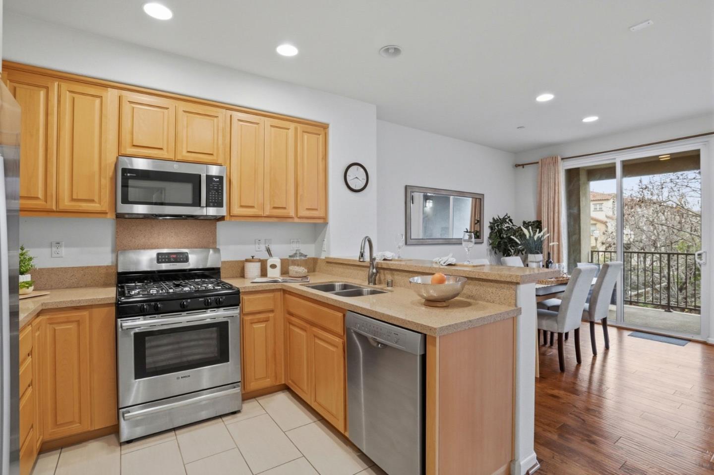 636 Messina Gardens Lane