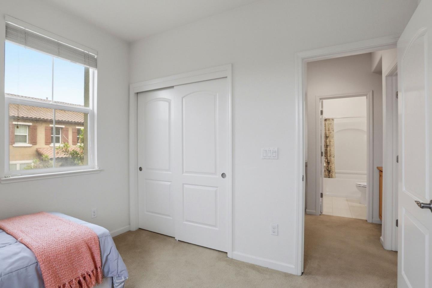 636 Messina Gardens Lane