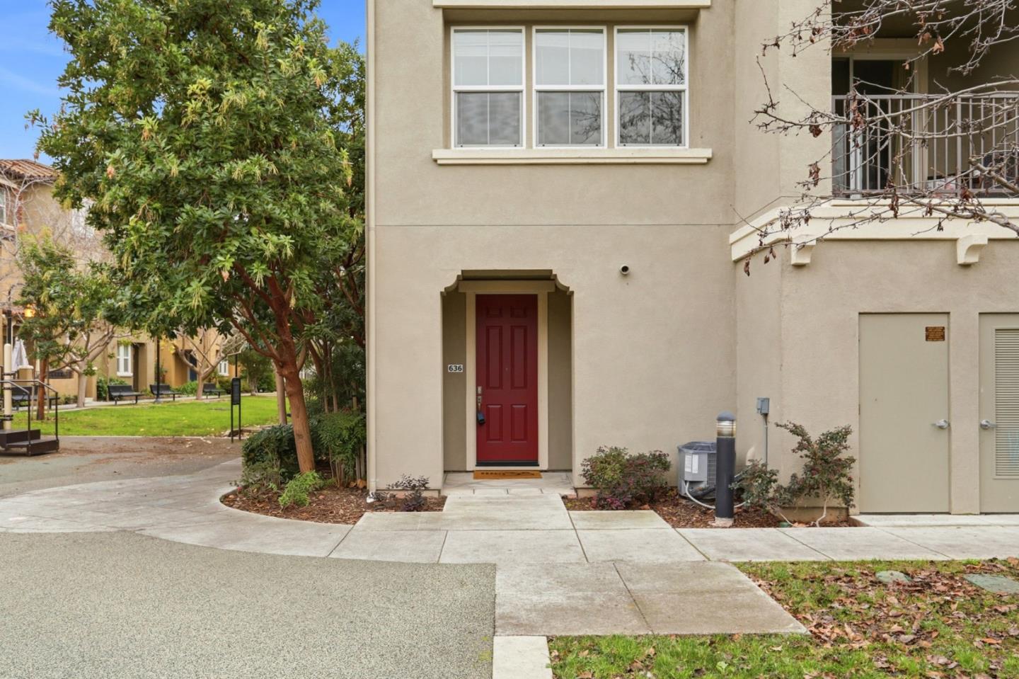 636 Messina Gardens Lane