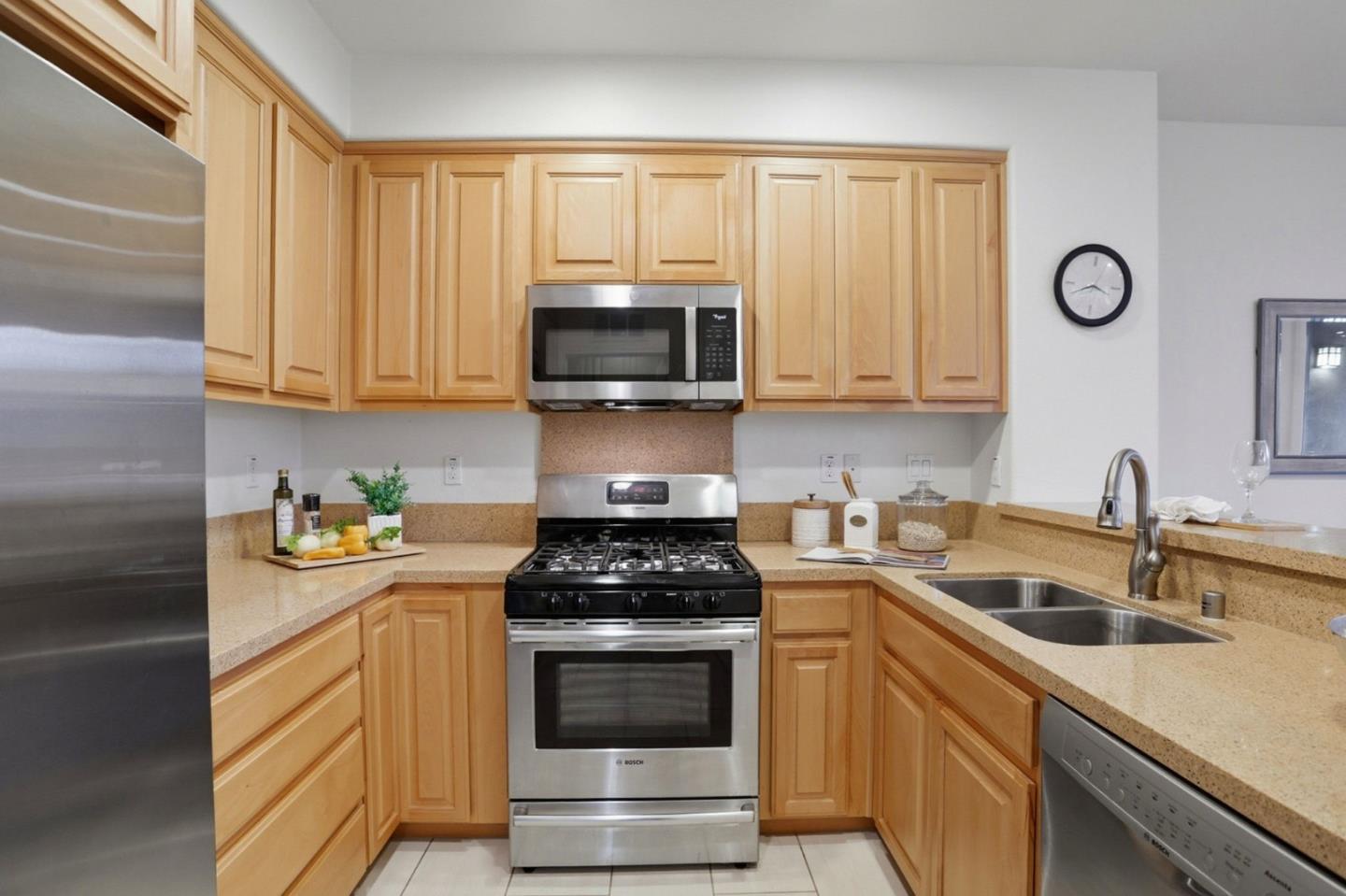 636 Messina Gardens Lane