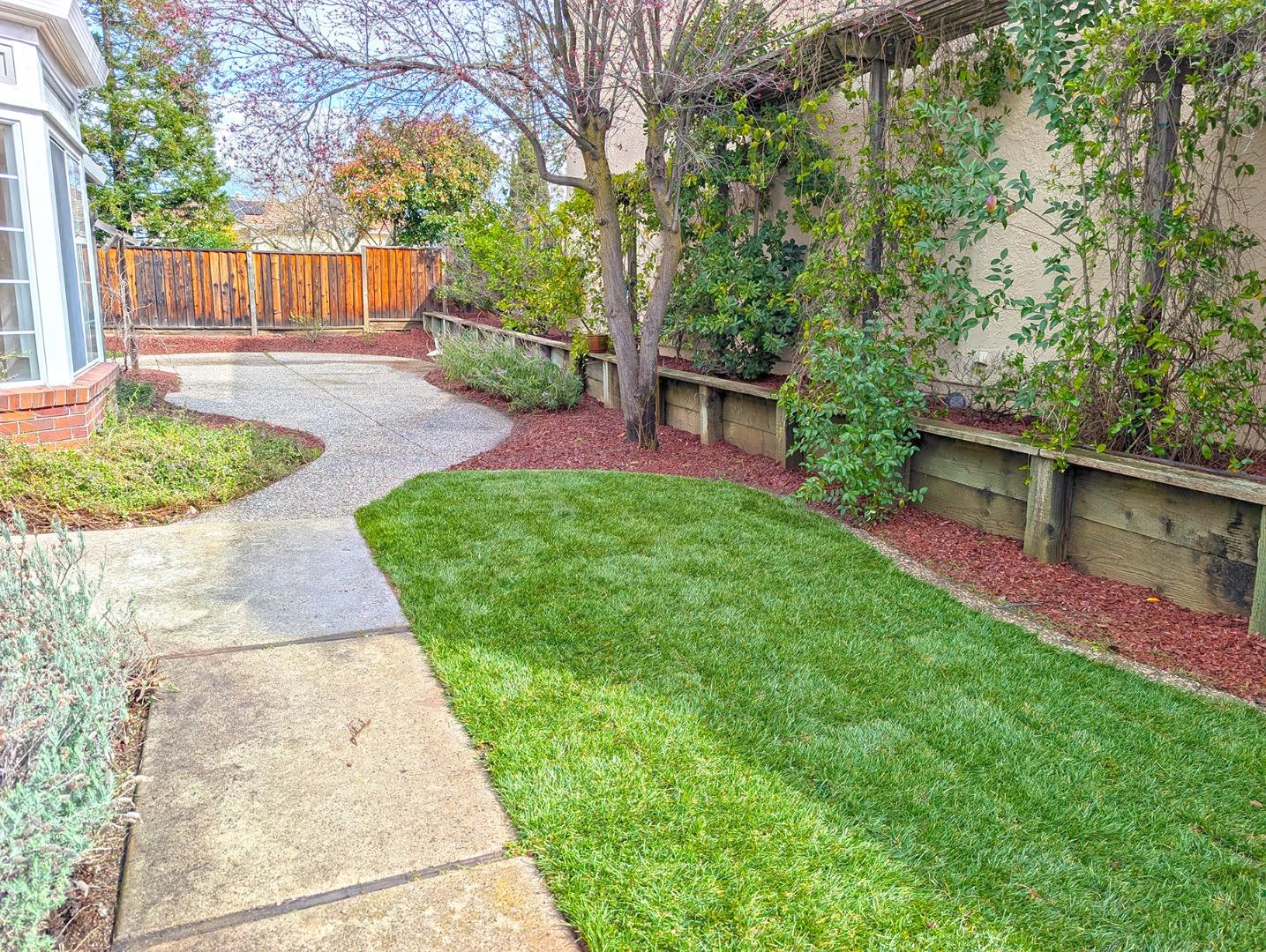 1059 Quail Creek Circle