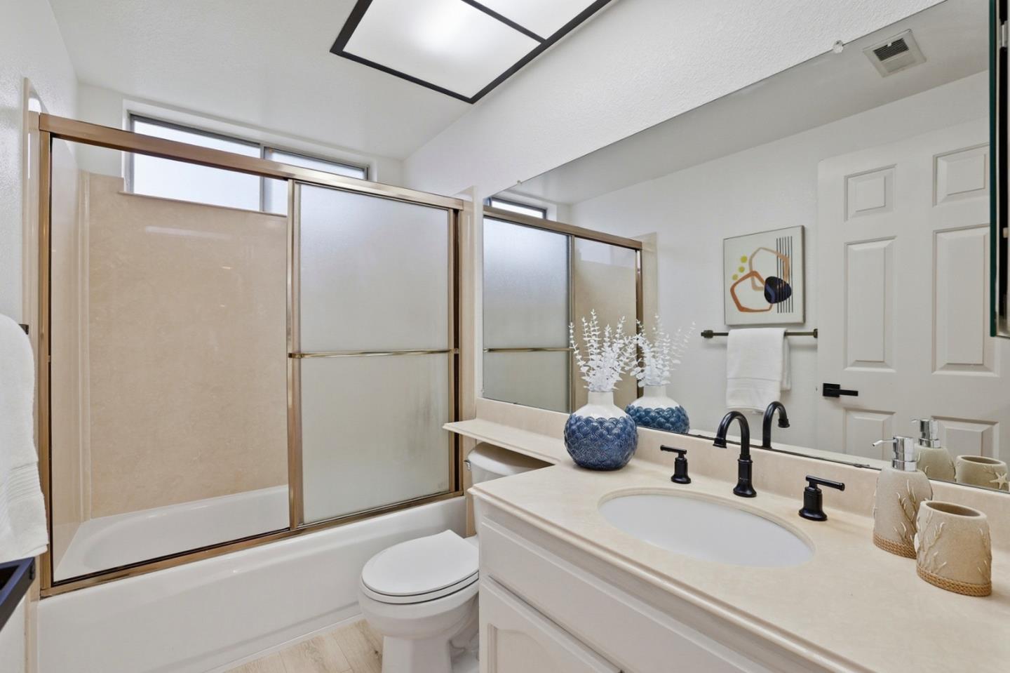 1059 Quail Creek Circle